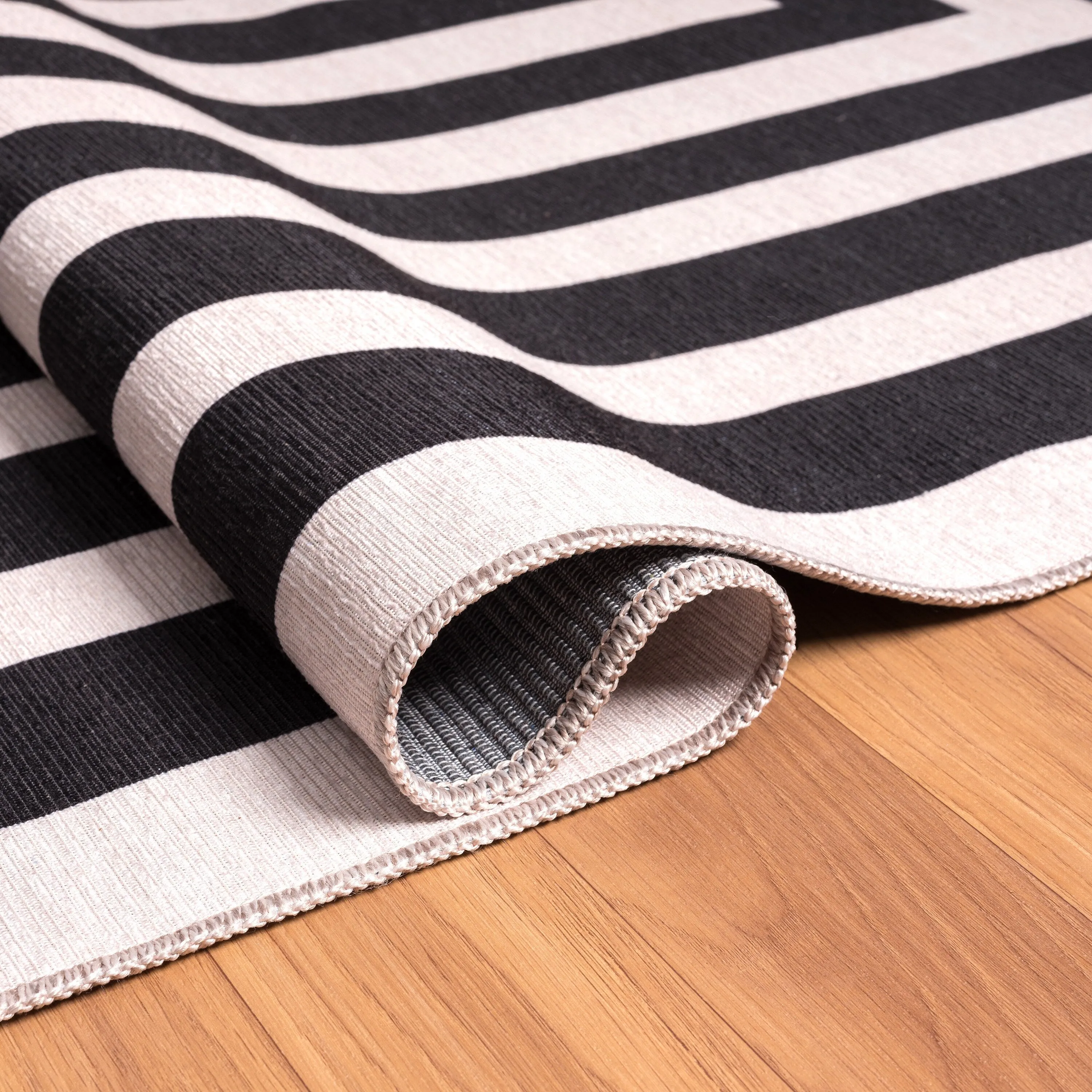 Abani Parker PAR170A Cream Black Rectangles Area Rug