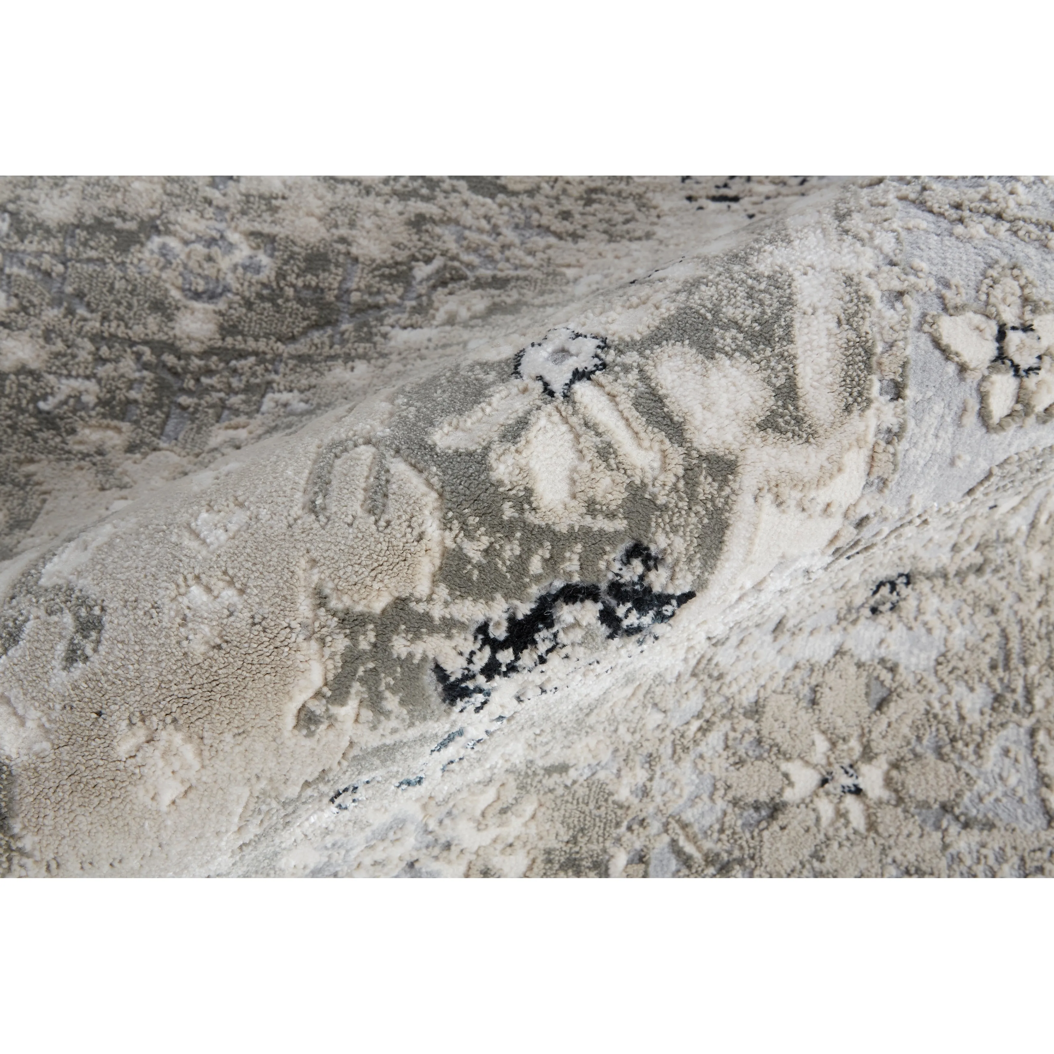 Adana Transitional Metallic Runner. Ivory/Silver Gray