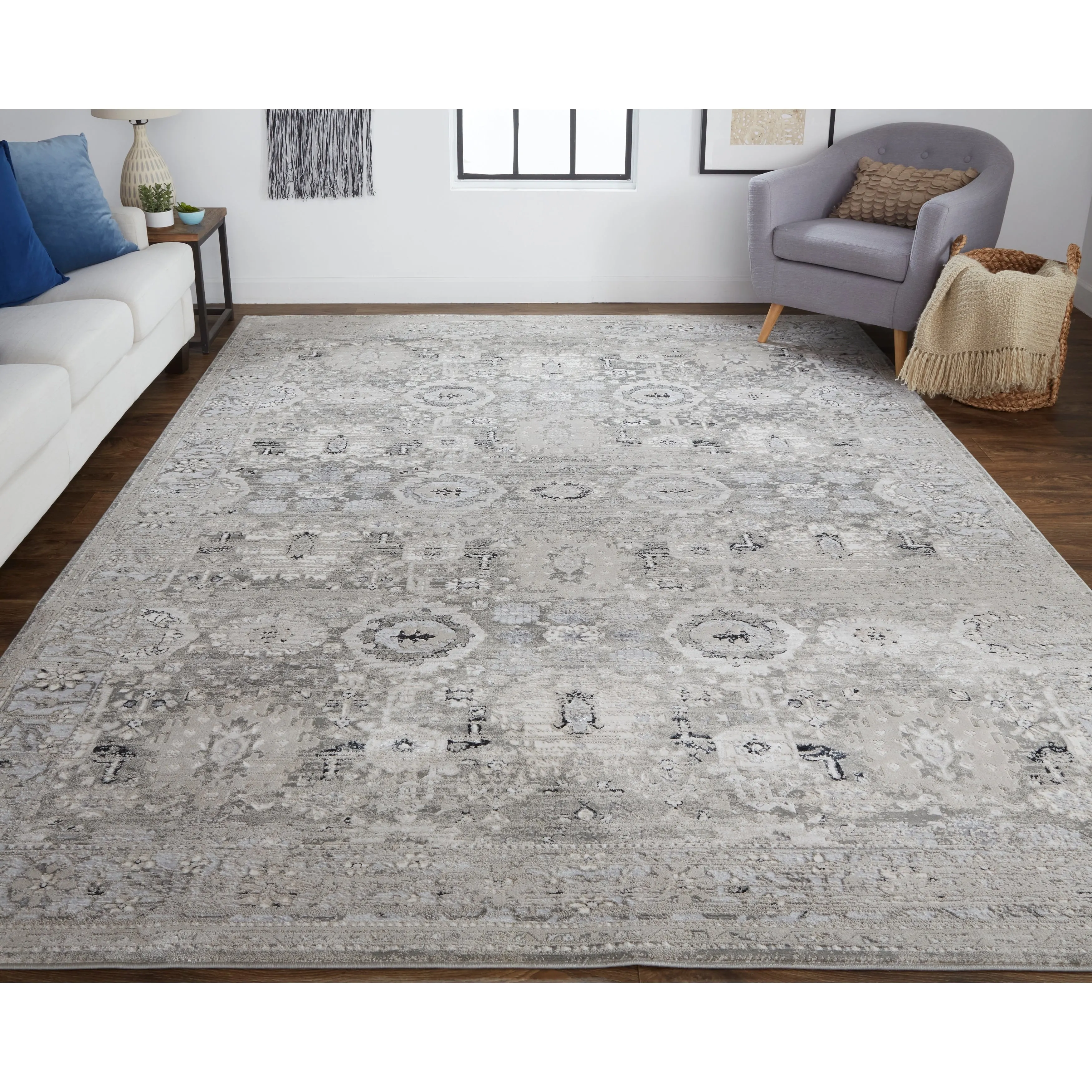 Adana Transitional Metallic Runner. Ivory/Silver Gray