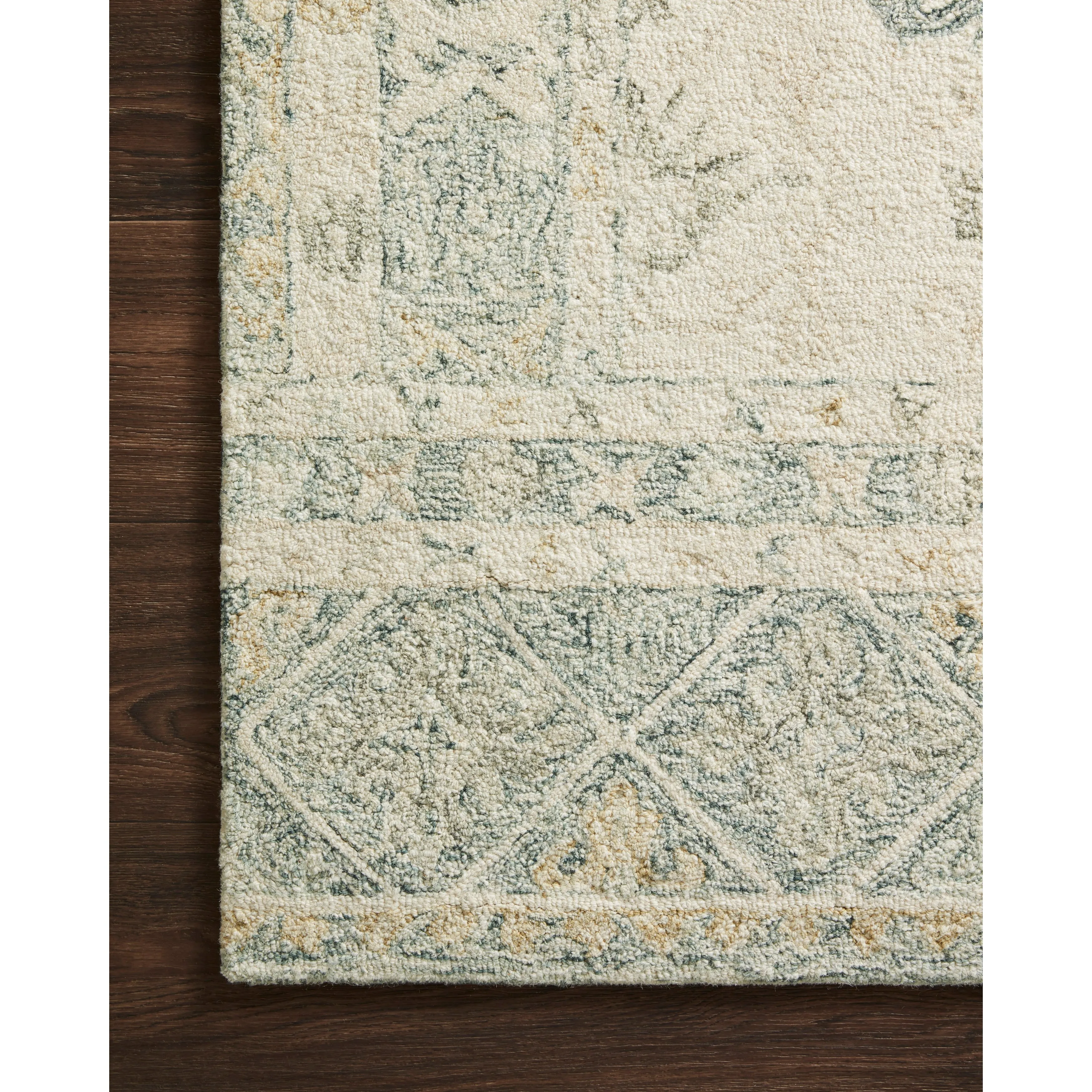 Alexander Home Annabelle Botanical Bloom Hand-Hooked Wool Rug