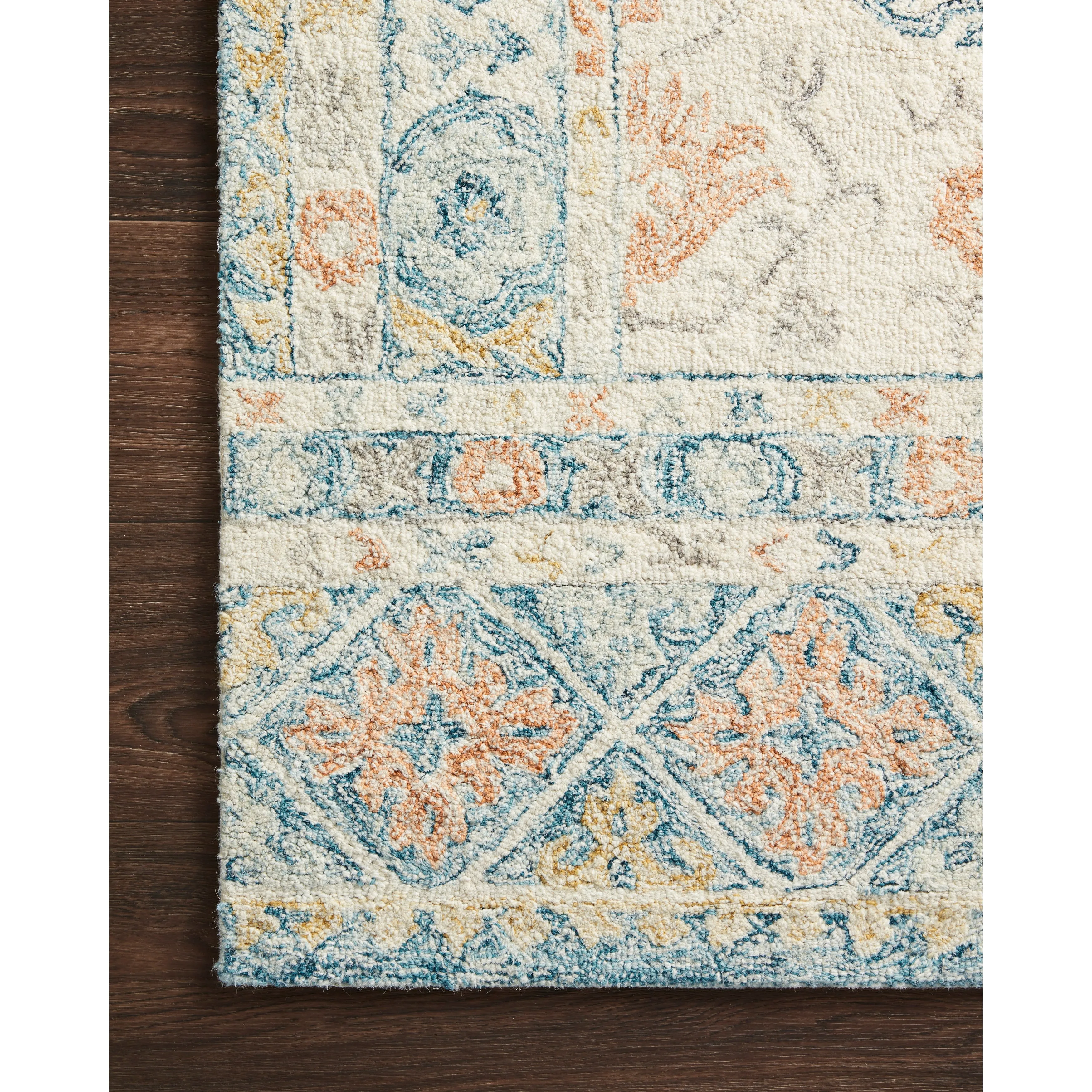 Alexander Home Annabelle Botanical Bloom Hand-Hooked Wool Rug