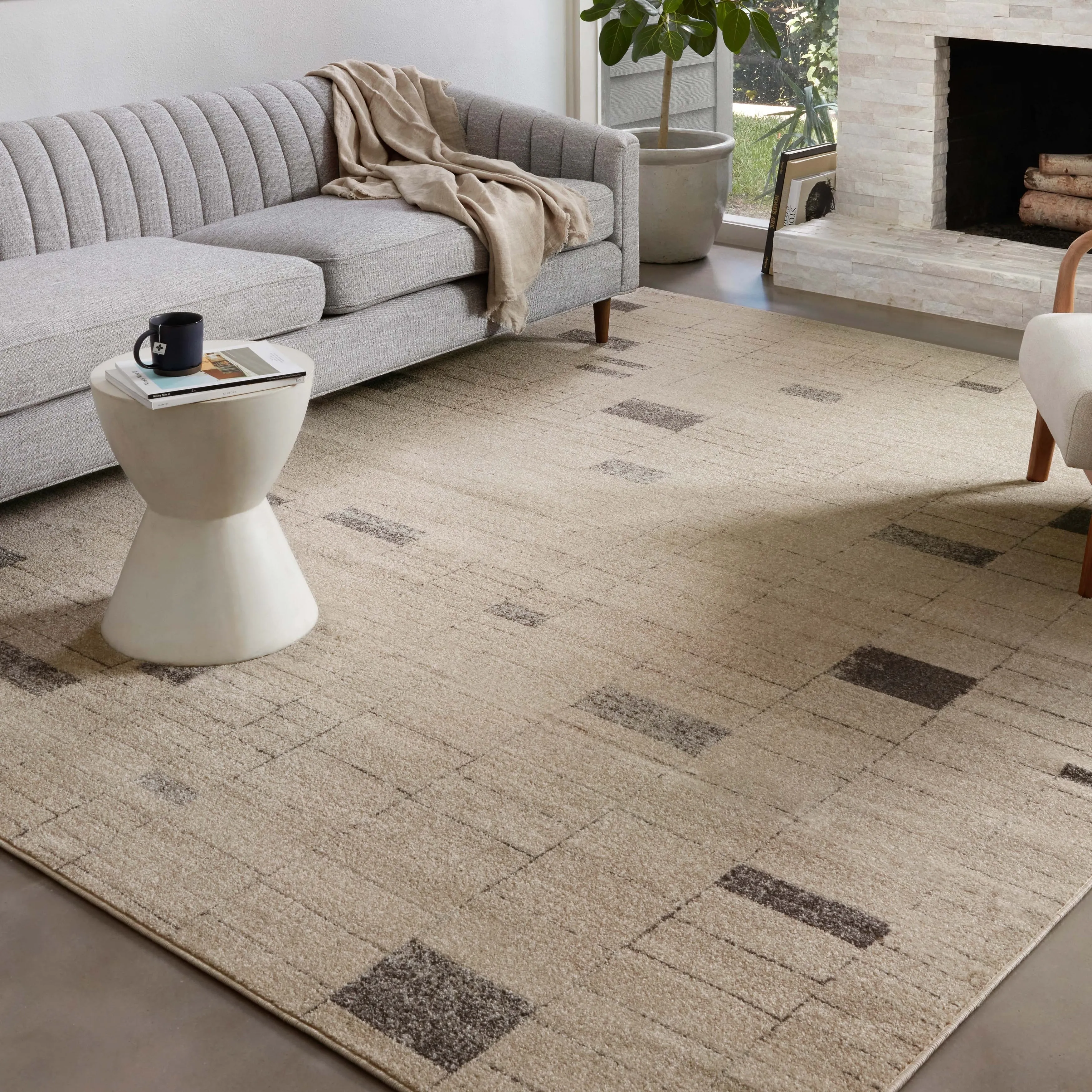 Alexander Home Bradford Mid Century Modern Area Rug