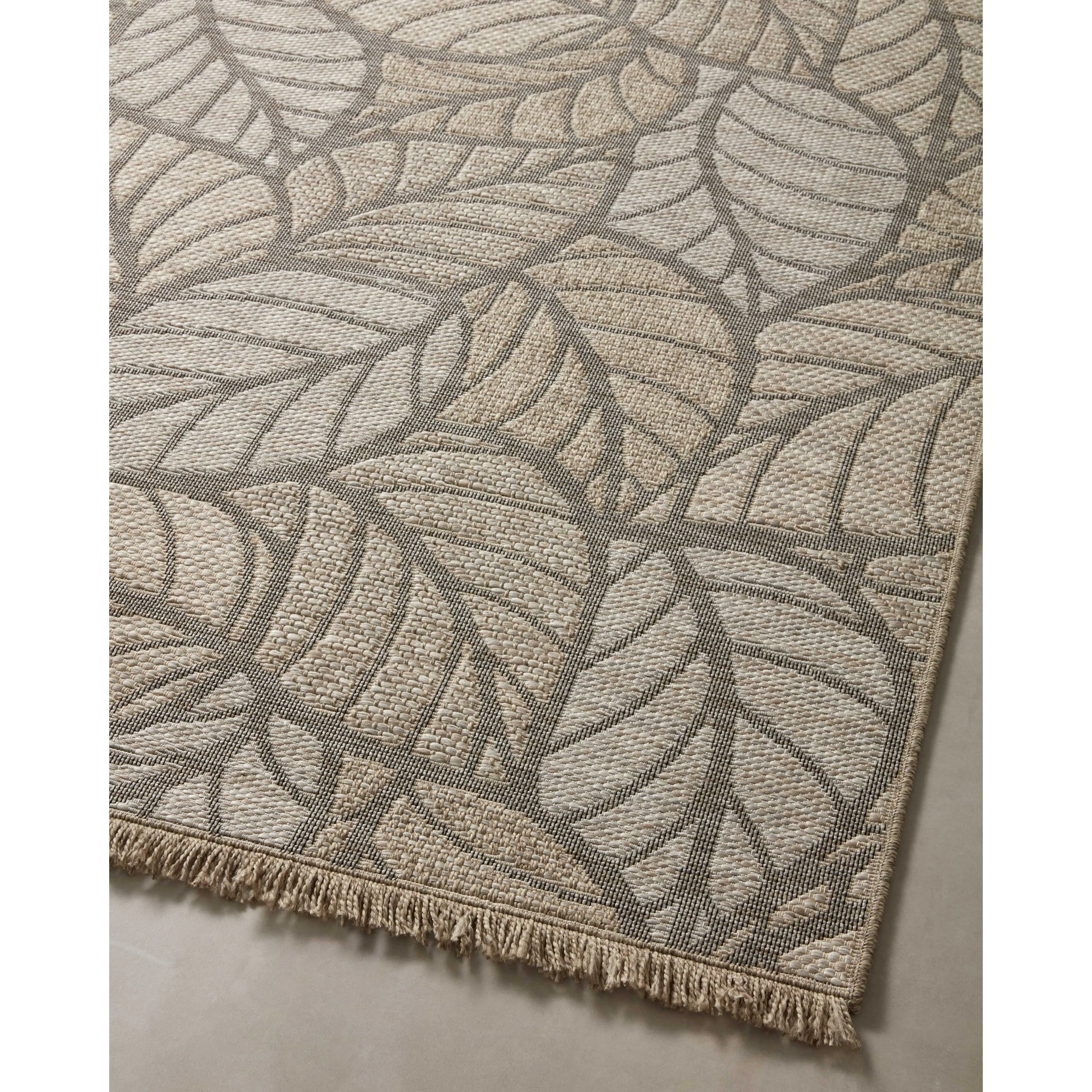 Alexander Home Dana Indoor / Outdoor Tropical Area Rug