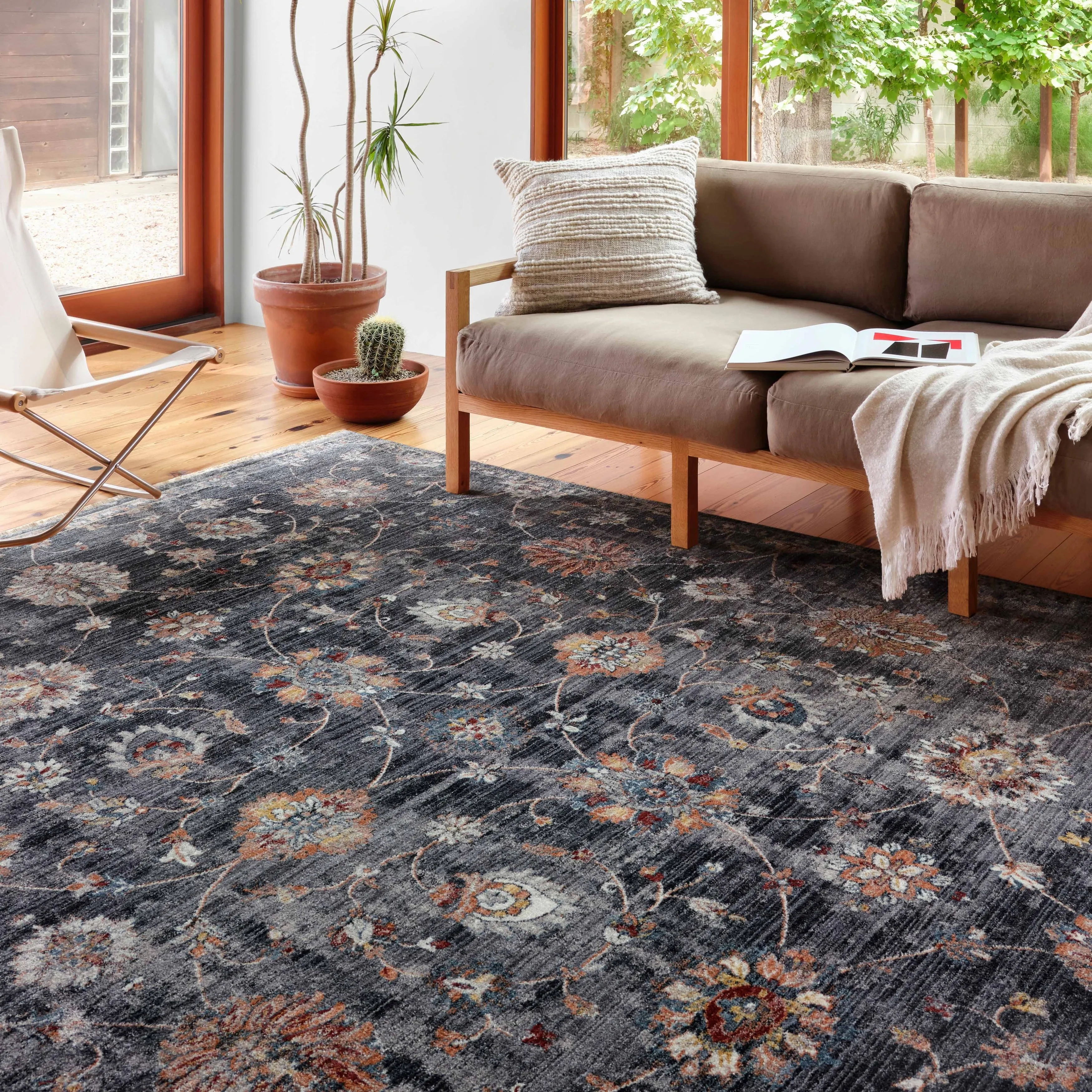 Alexander Home Hondo Floral and Botanical Persian Area Rug