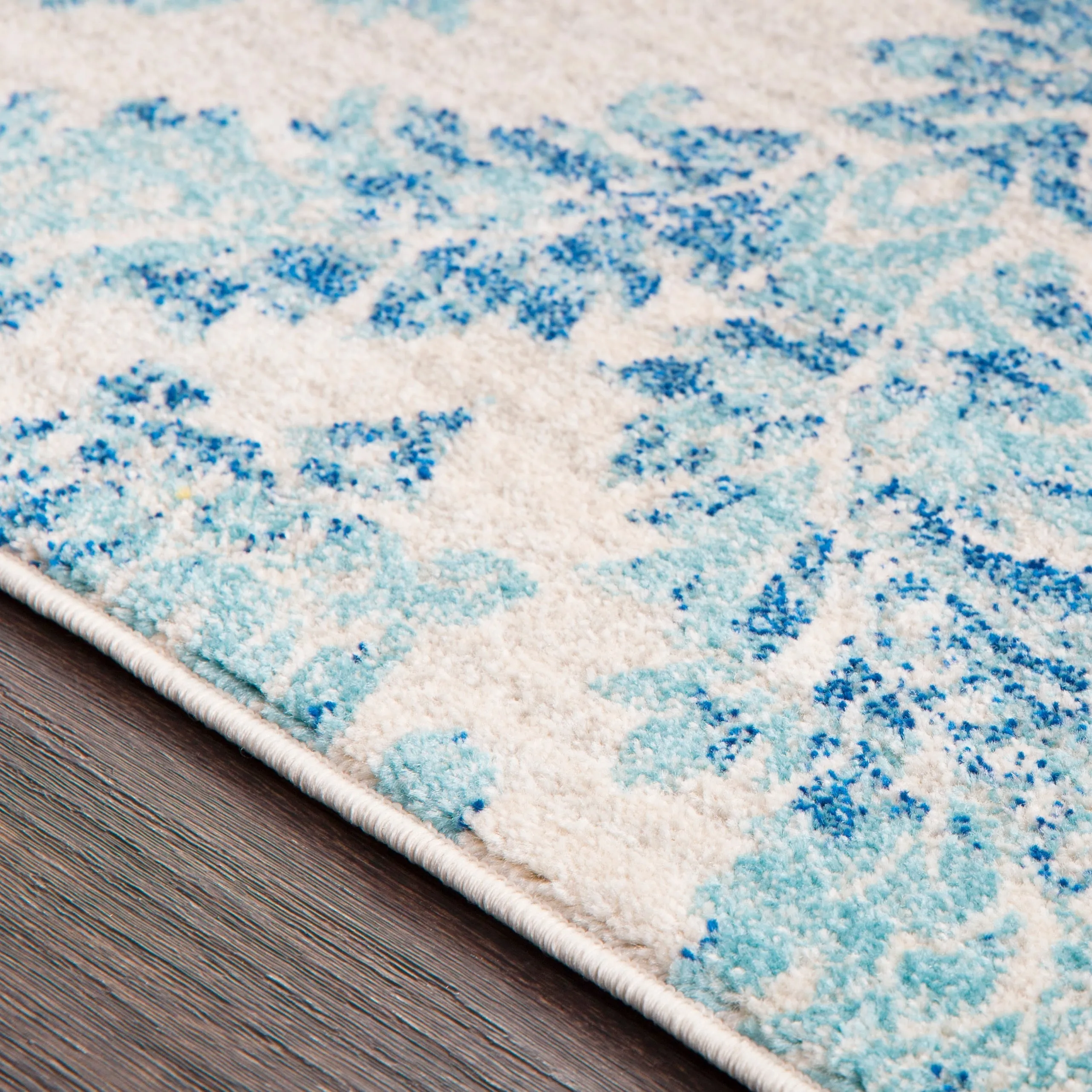 Amelia Faded Vintage Oriental Blue/Beige Area Rug - 7'10 x 10'3/Surplus