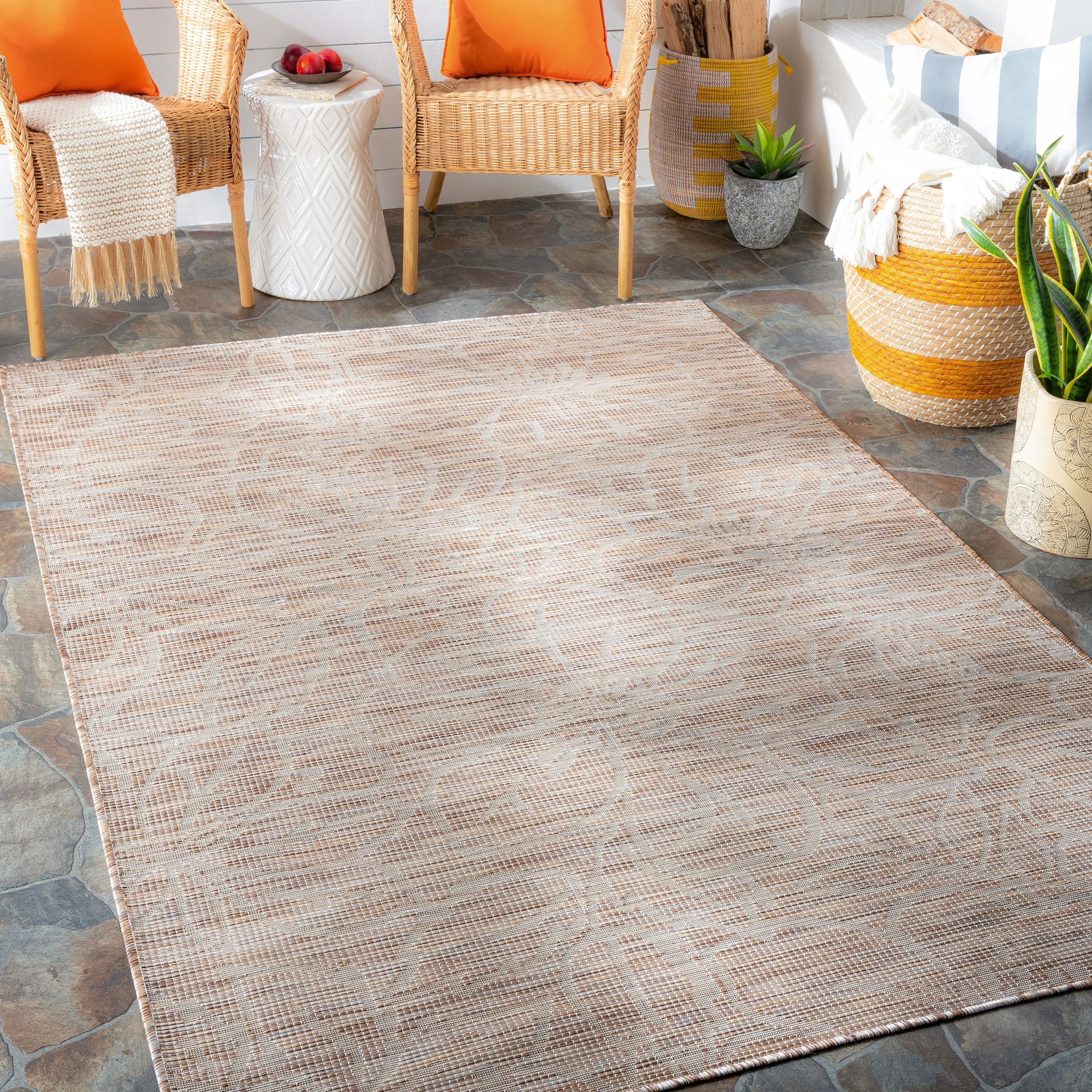 Artistic Weavers Hadley Indoor / Outdoor Floral Area Rug