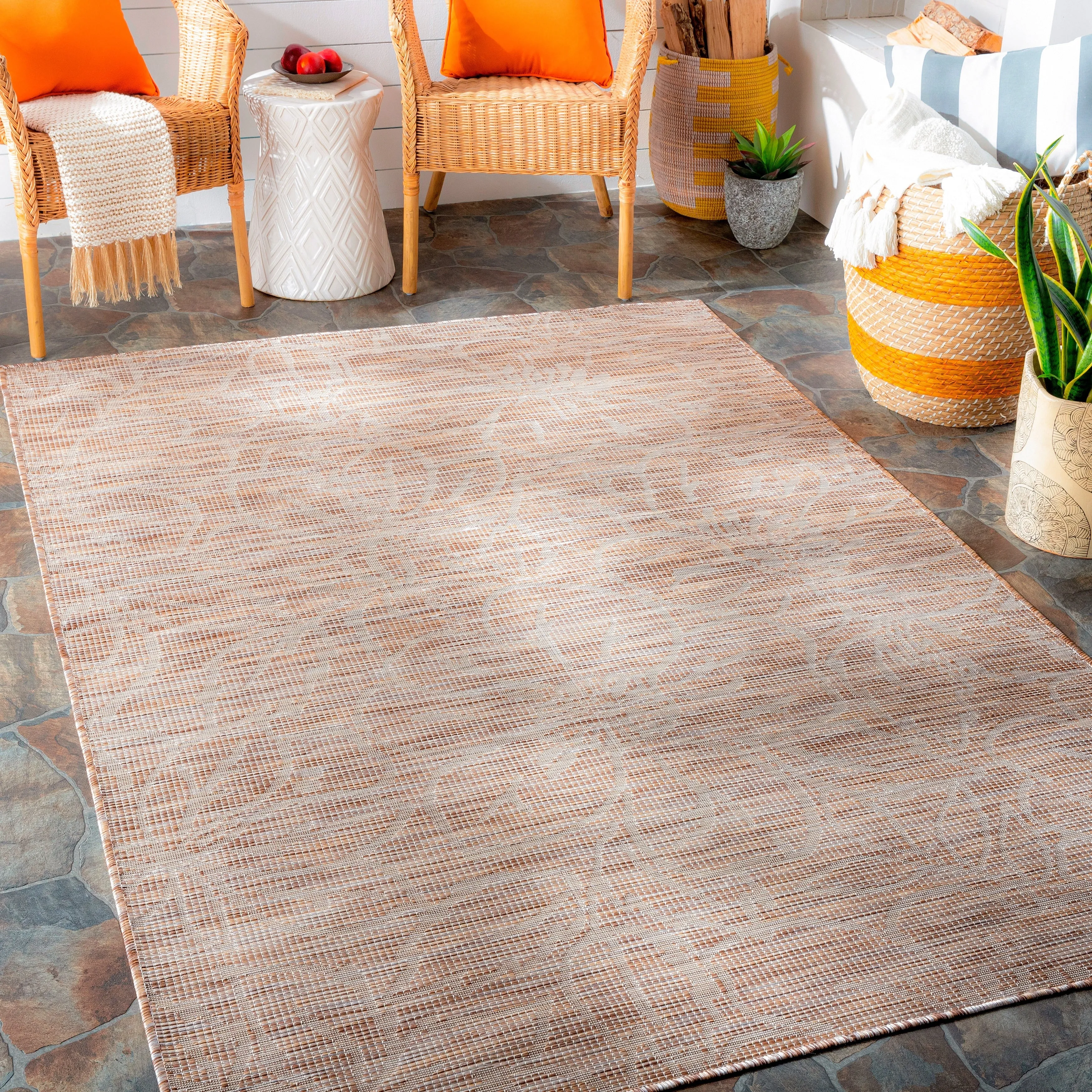 Artistic Weavers Hadley Indoor / Outdoor Floral Area Rug