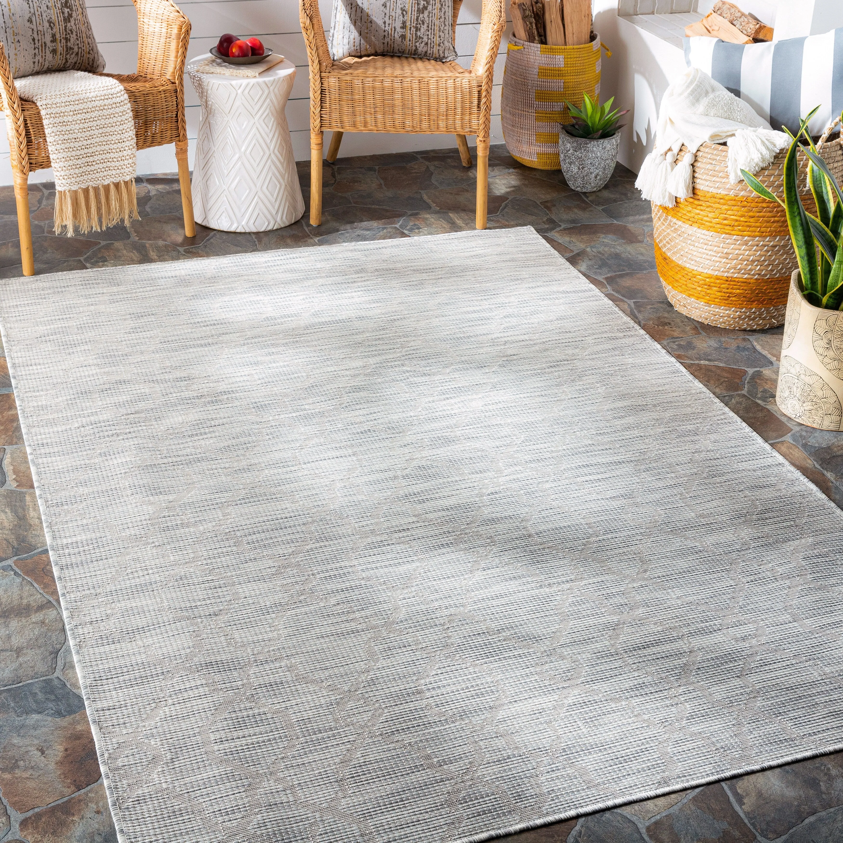 Artistic Weavers Jaylah Indoor / Outdoor Trellis Area Rug