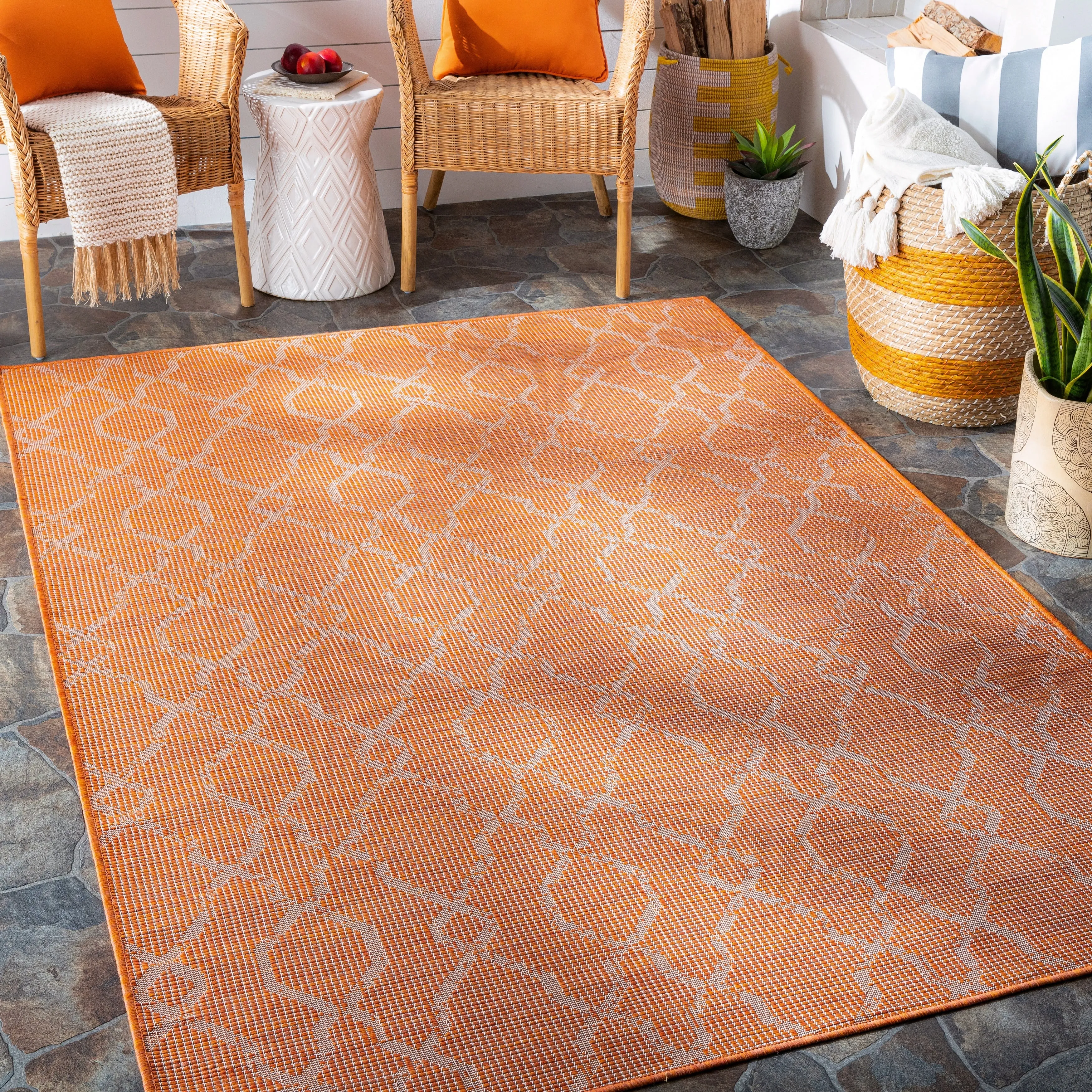Artistic Weavers Jaylah Indoor / Outdoor Trellis Area Rug