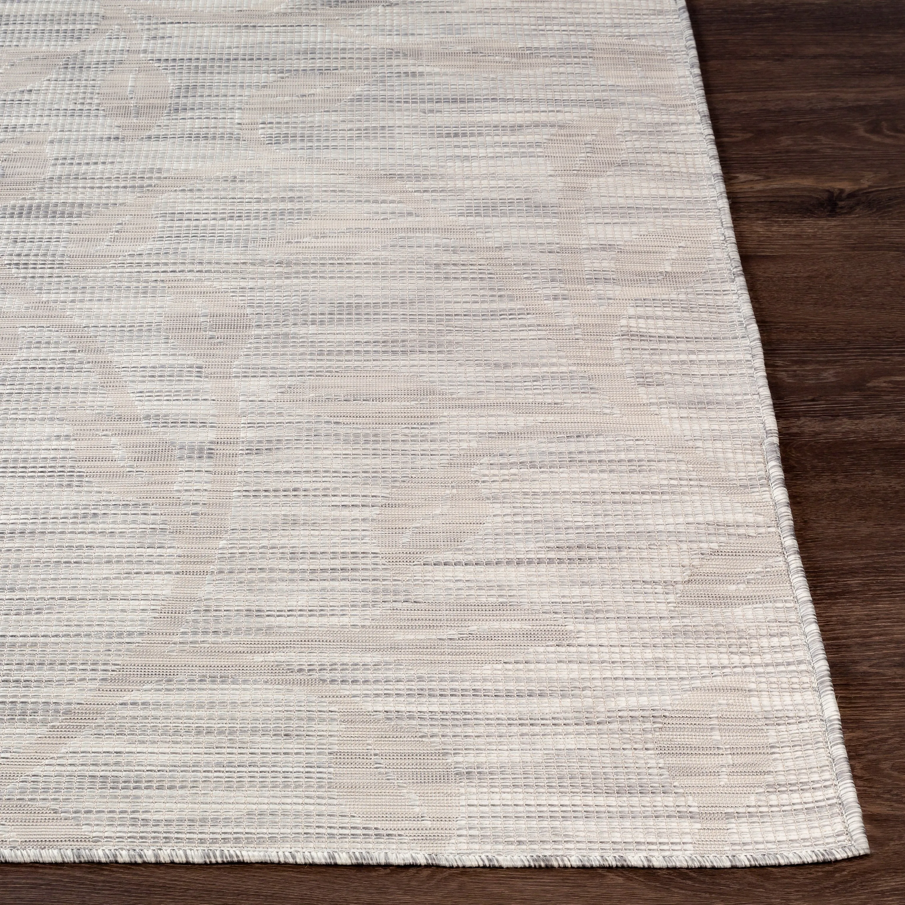 Artistic Weavers Otis Indoor / Outdoor Floral Area Rug