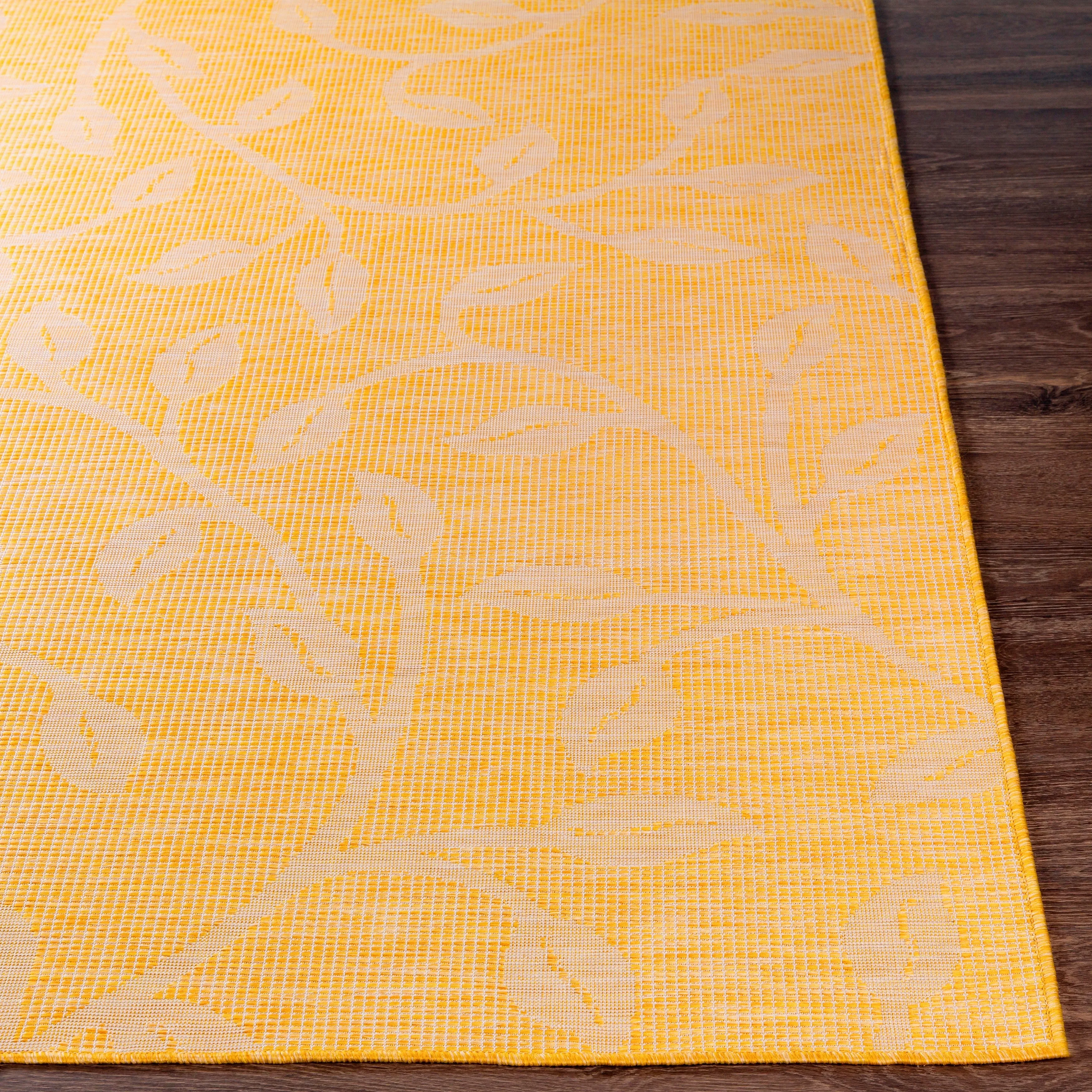Artistic Weavers Otis Indoor / Outdoor Floral Area Rug