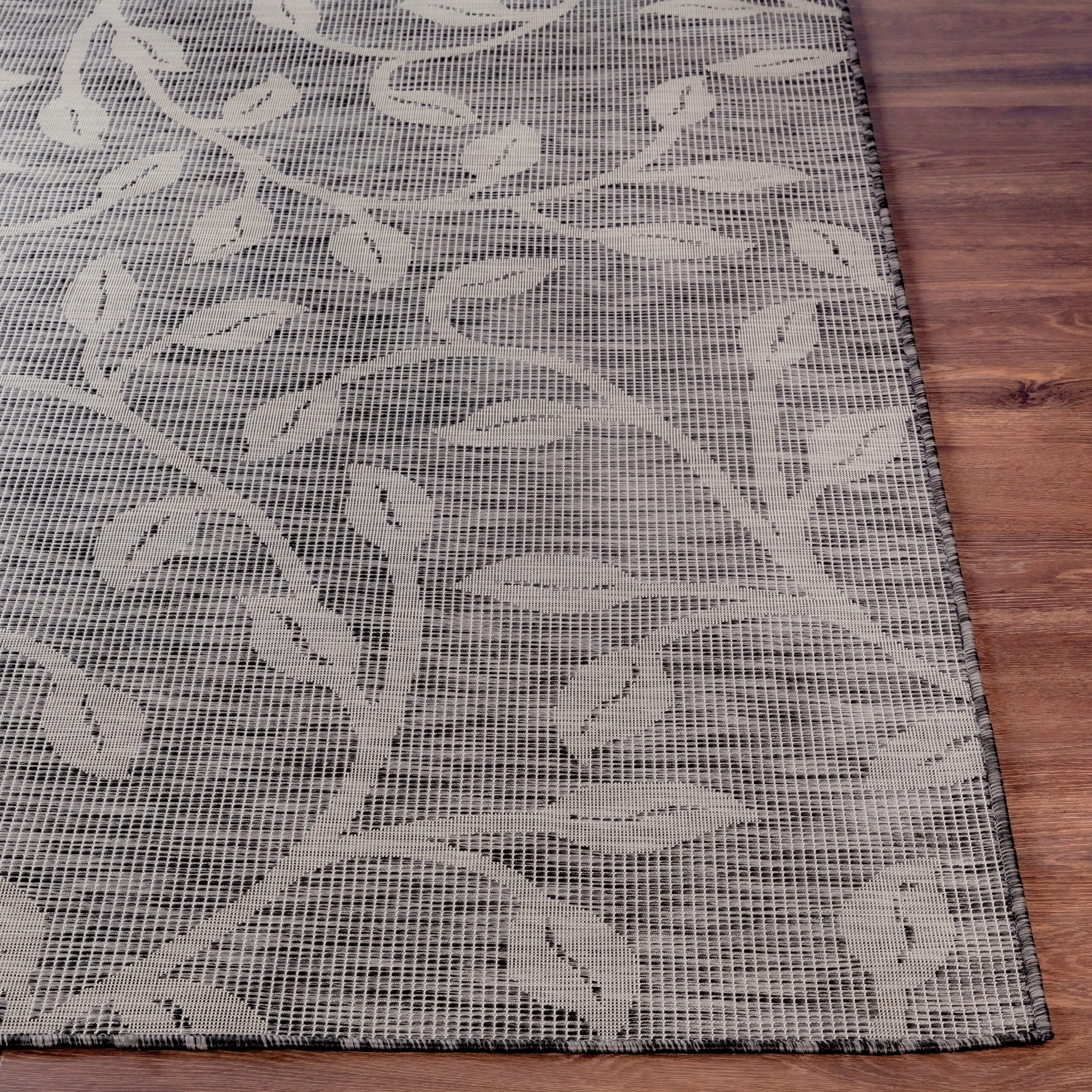 Artistic Weavers Otis Indoor / Outdoor Floral Area Rug