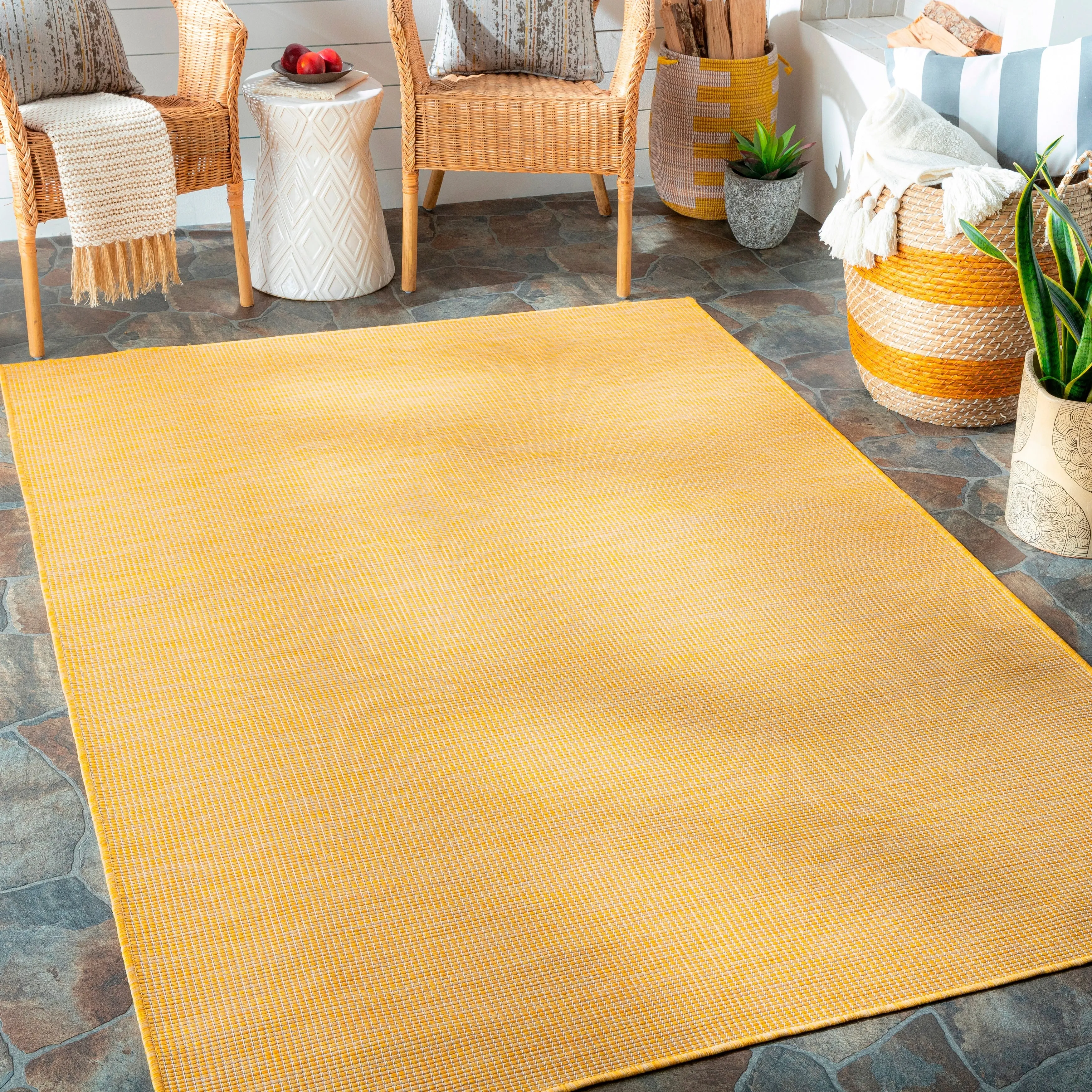 Artistic Weavers Rowena Indoor / Outdoor Heathered Area Rug