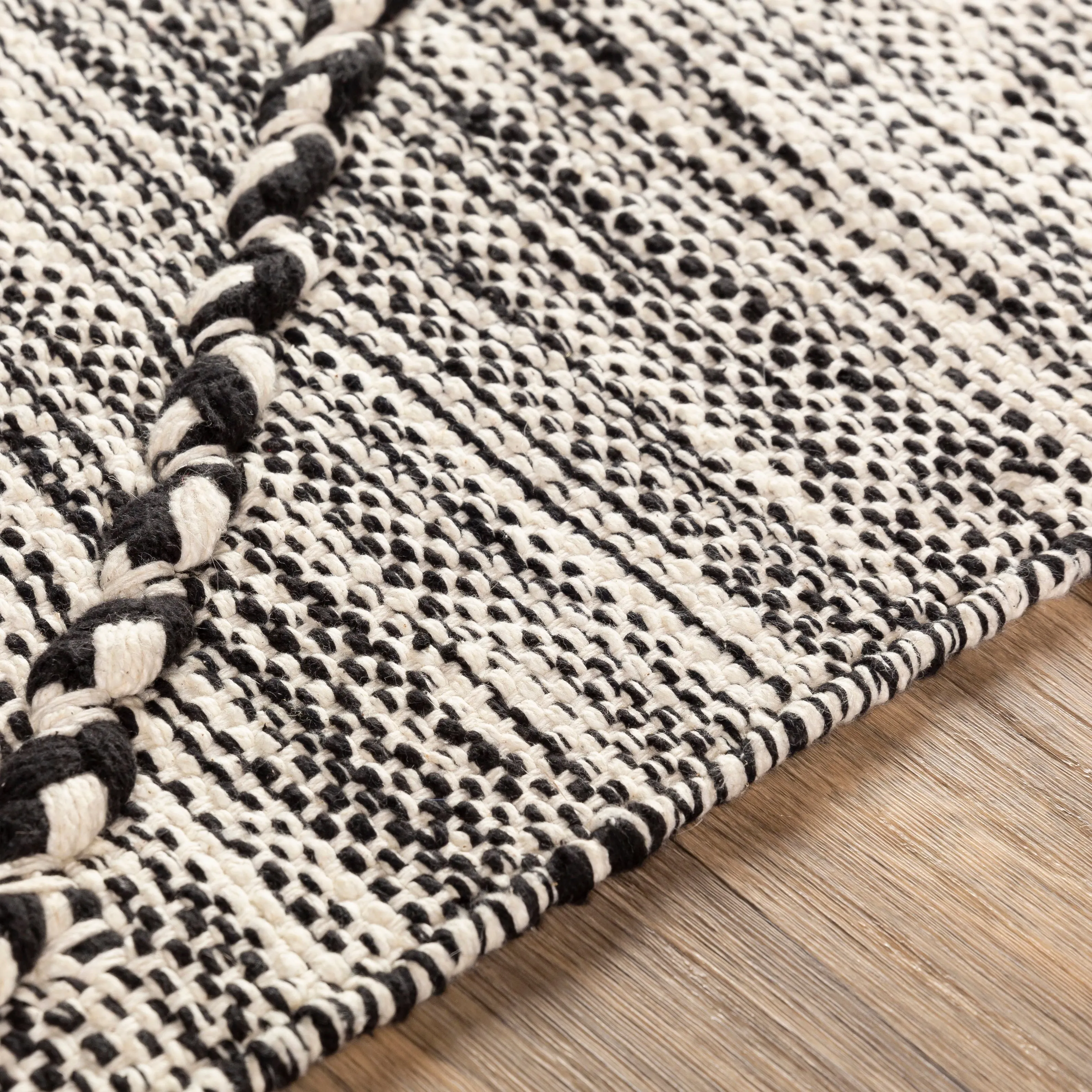 Artistic Weavers Thad Handmade Moroccan Tassel Area Rug