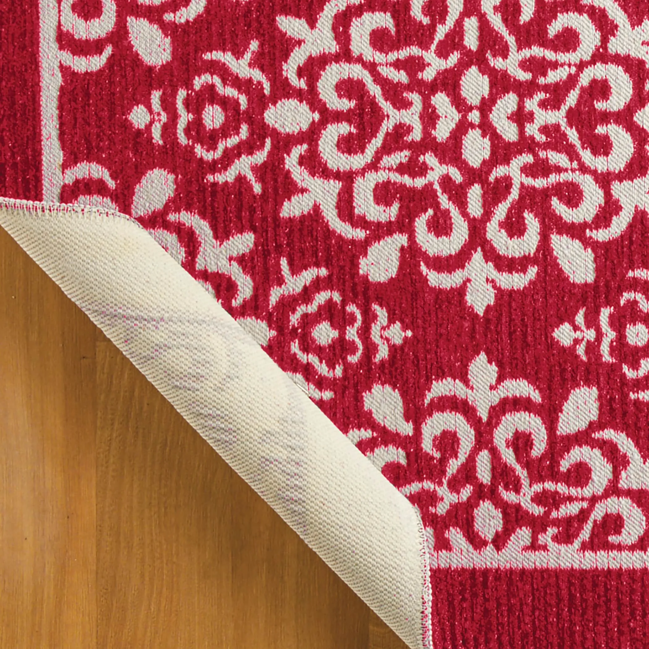 Athens Trellis Design Skid-Resistant Accent Rug - 2X4 FT