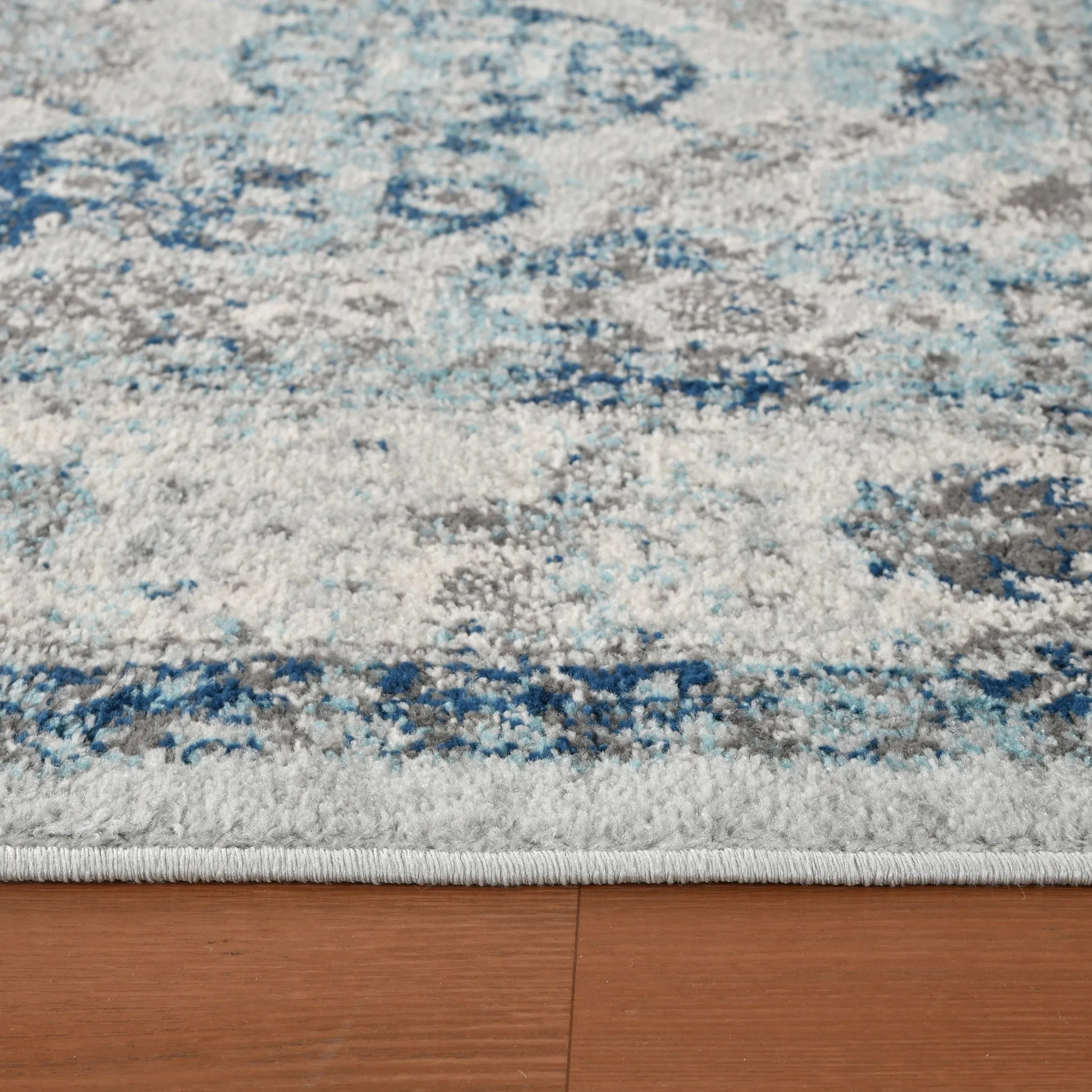 Aurelia Yuni Gray/Blue Bordered Area Rug