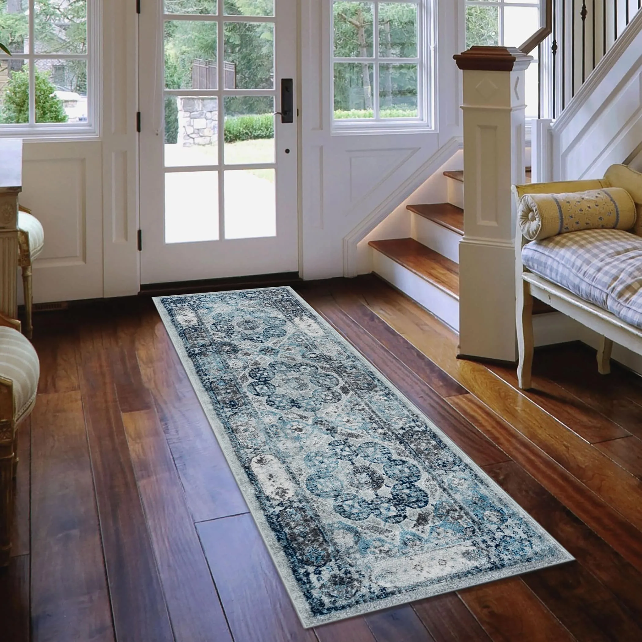 Aurelia Yuni Gray/Blue Bordered Area Rug