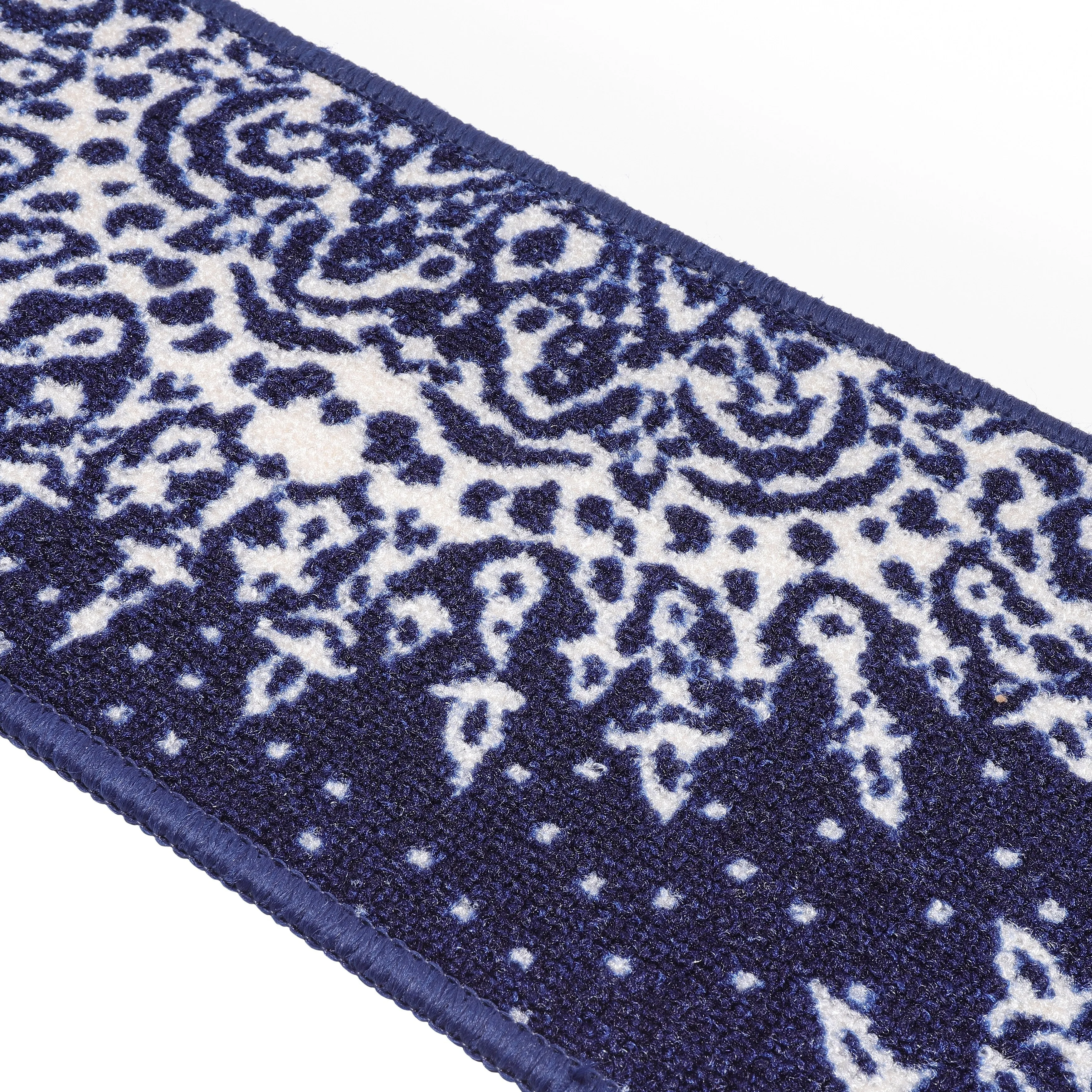Beverly Rug Indoor Non Slip Steair Treads with Anti-Skid Rubber Backing. Medallion