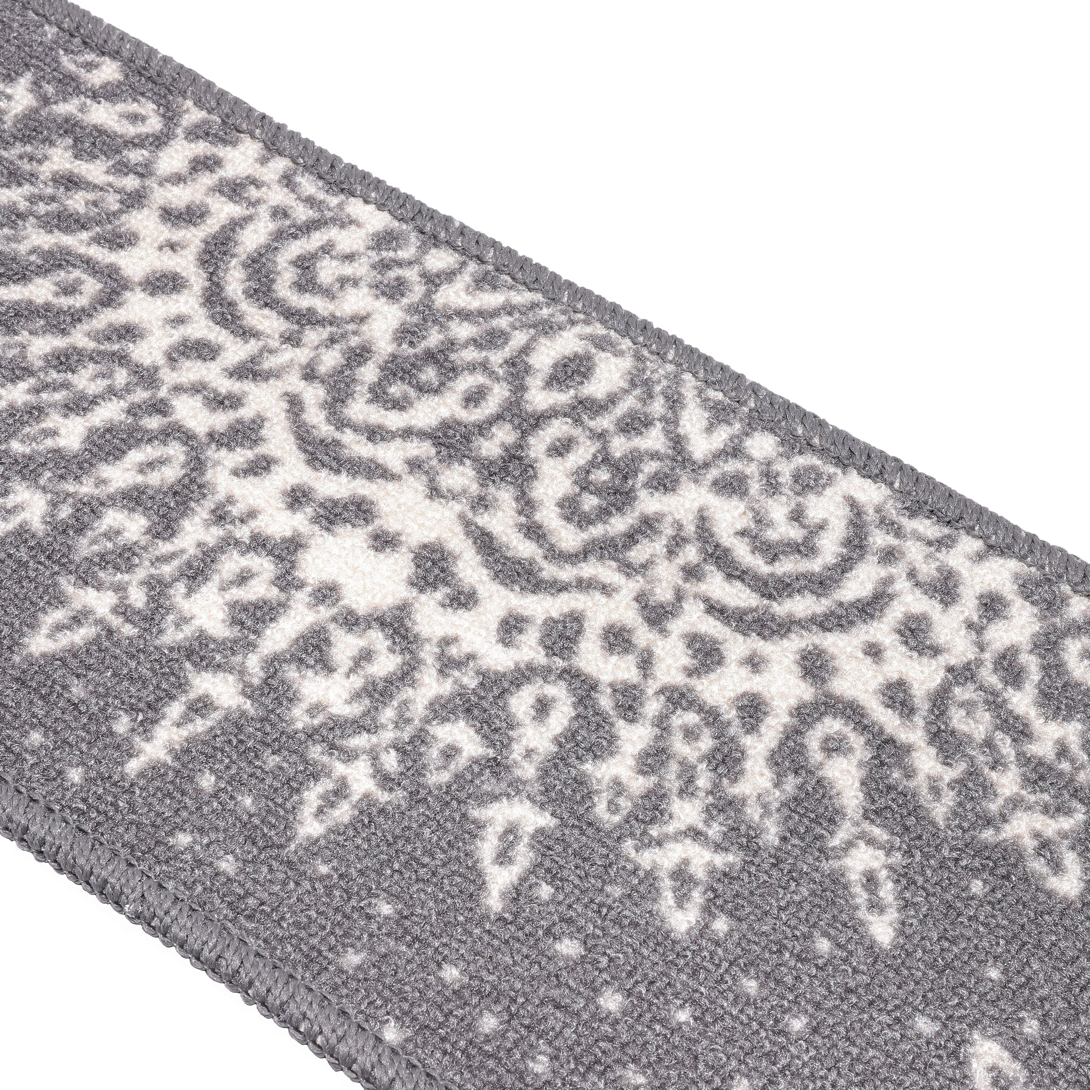 Beverly Rug Indoor Non Slip Steair Treads with Anti-Skid Rubber Backing. Medallion