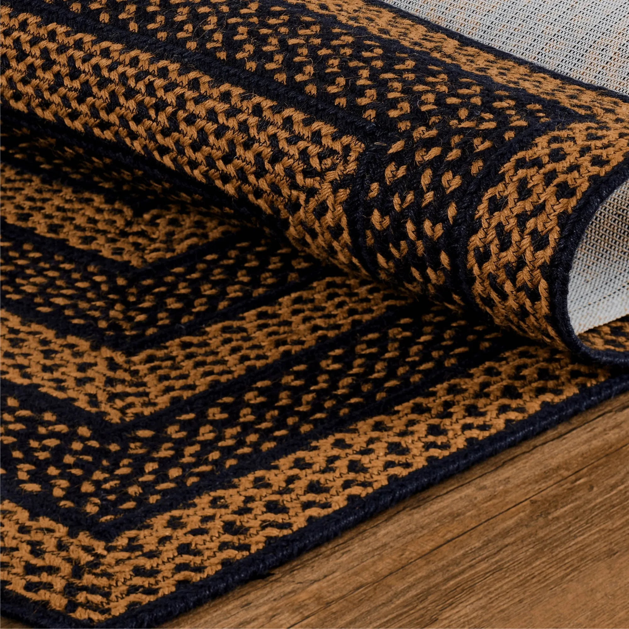Black & Tan Jute Rug Rect w/ Pad 36x60 - 3' x 5'