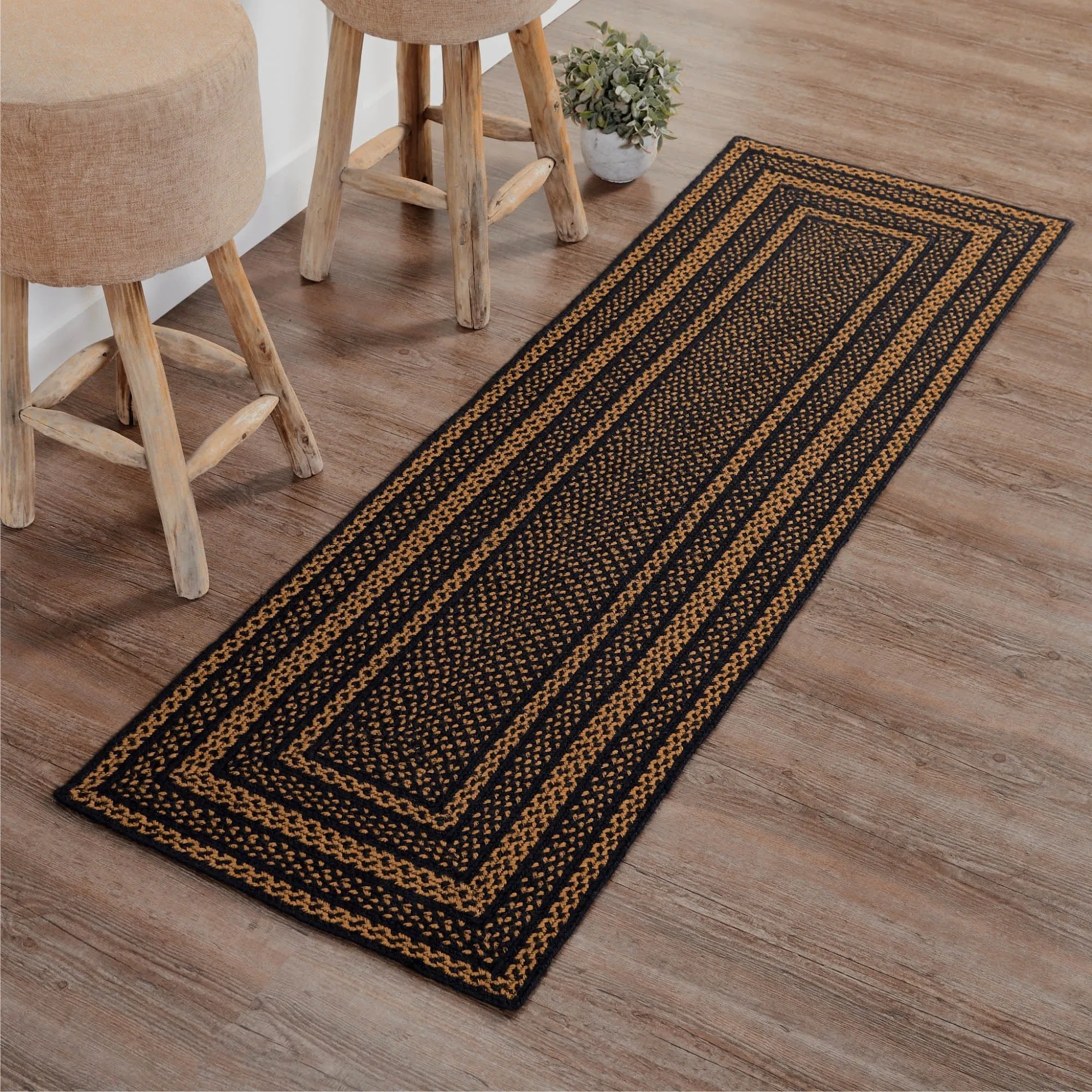 Black & Tan Jute Rug/Runner Rect w/ Pad 24x78 - 3'6