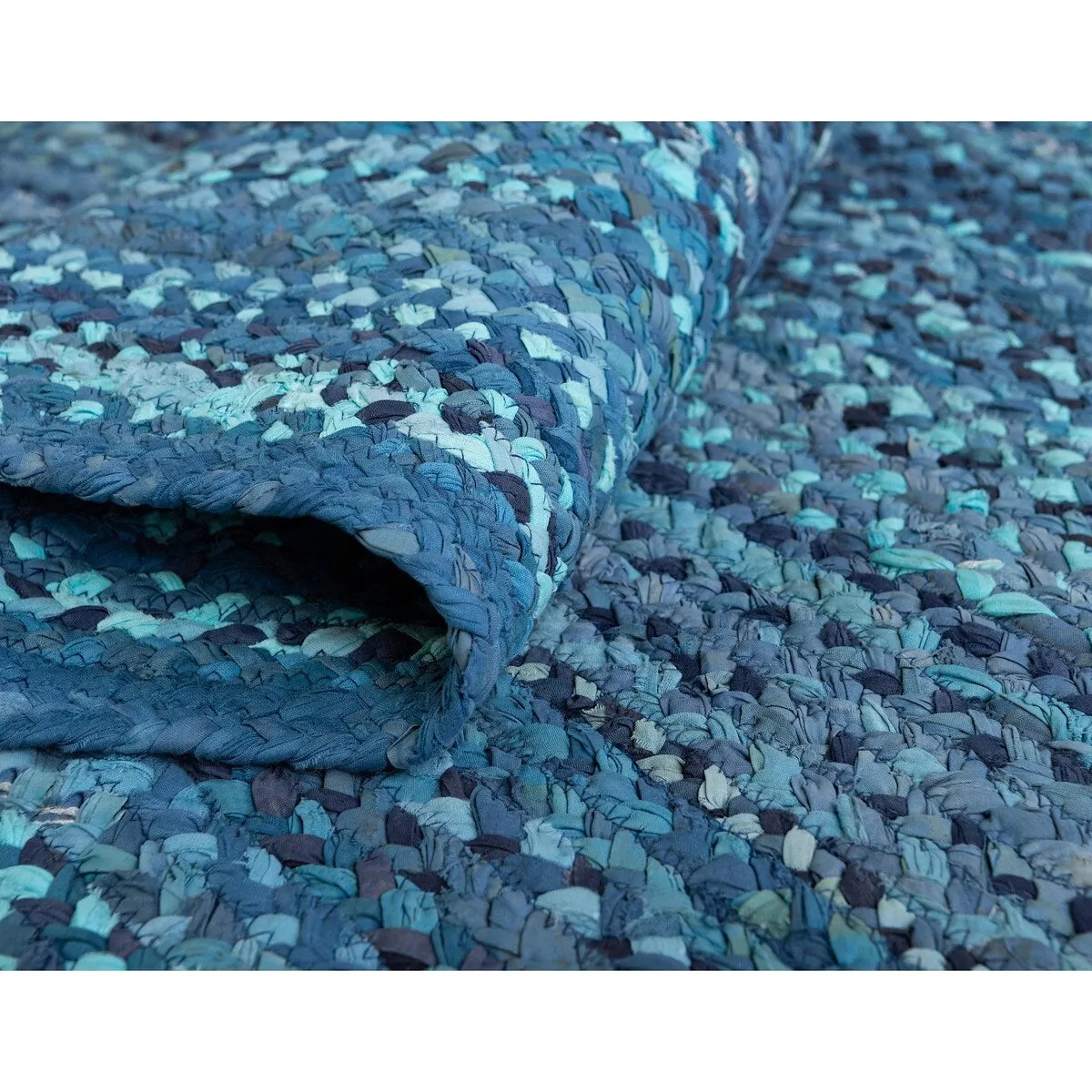 Braided Slin Collection Area Rug