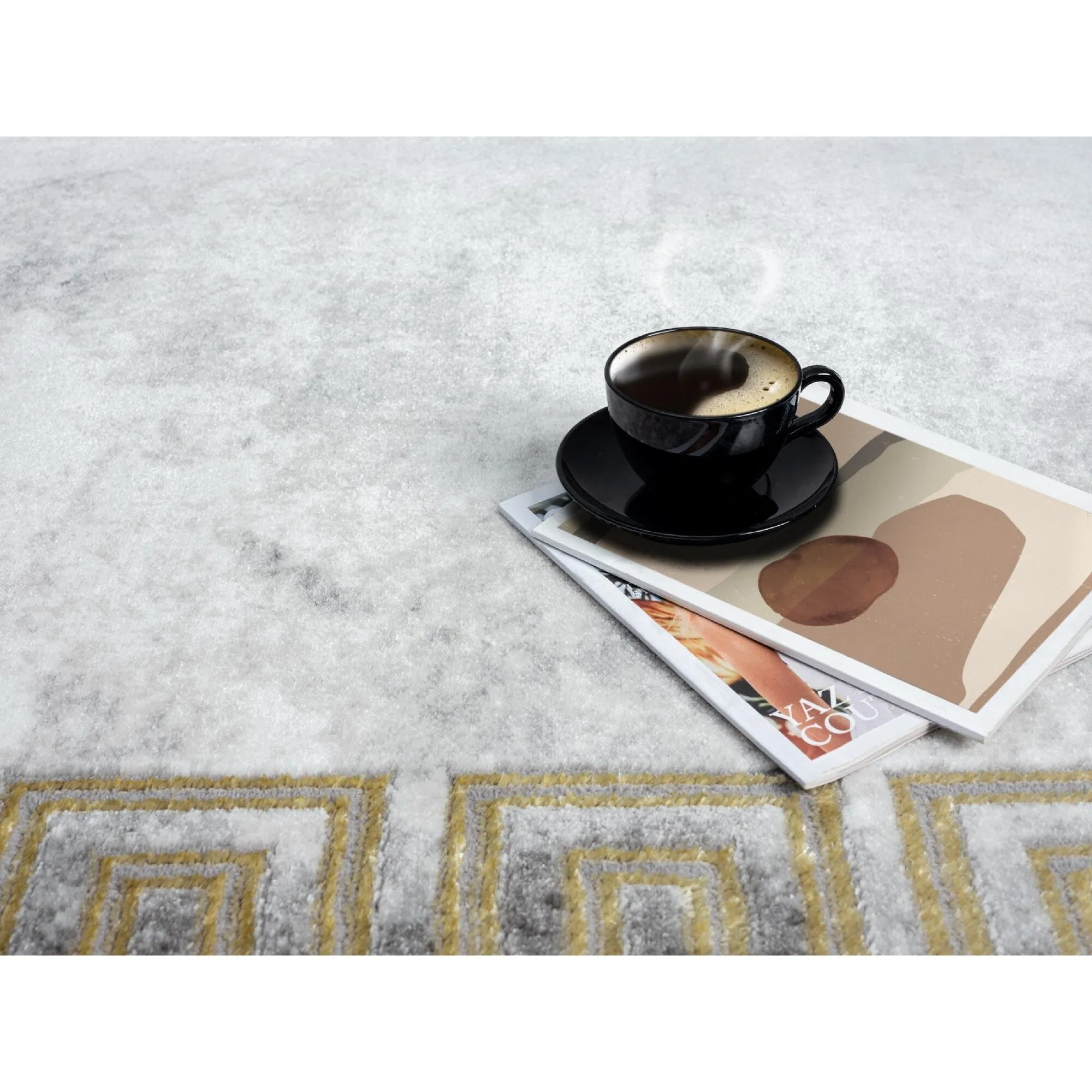 Brooklyn Collection Abstract Border Area Rug