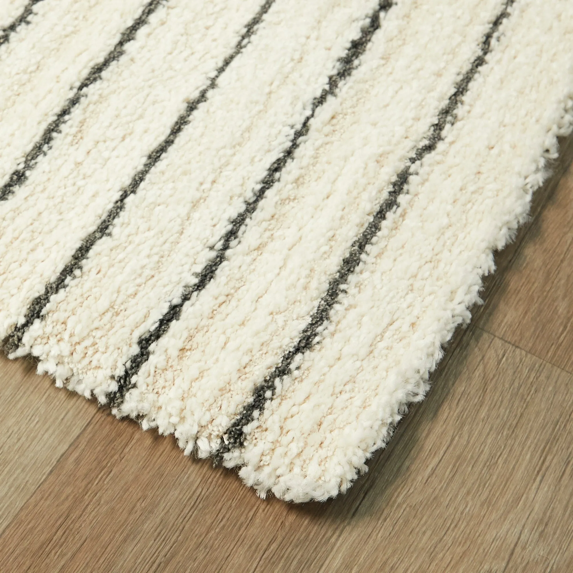 Carmody Modern Geometric Art Deco Area Rug