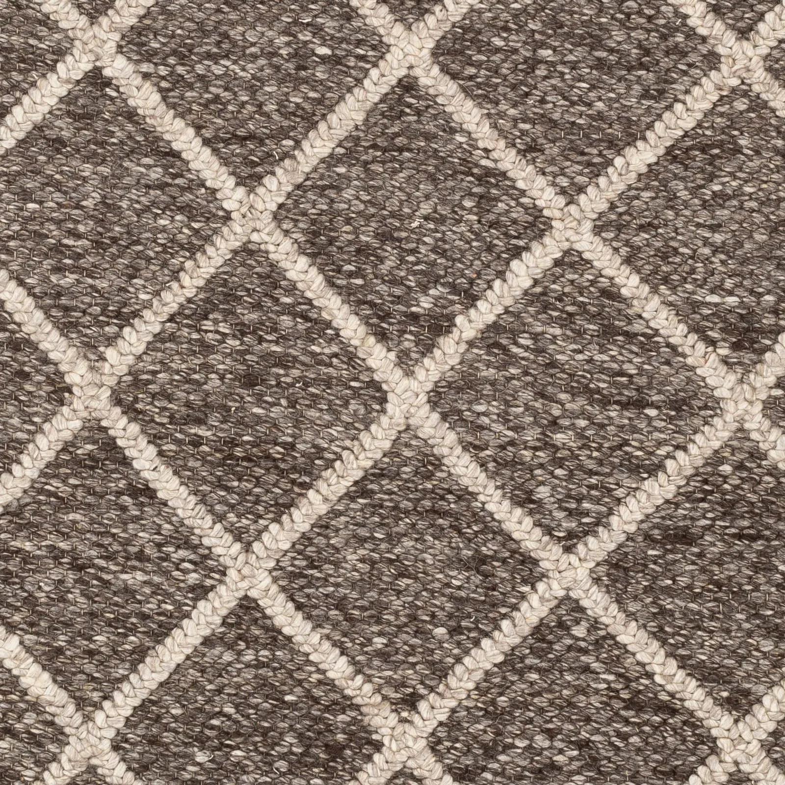 Carson Carrington Taxnas Handmade Wool Blend Nordic Area Rug