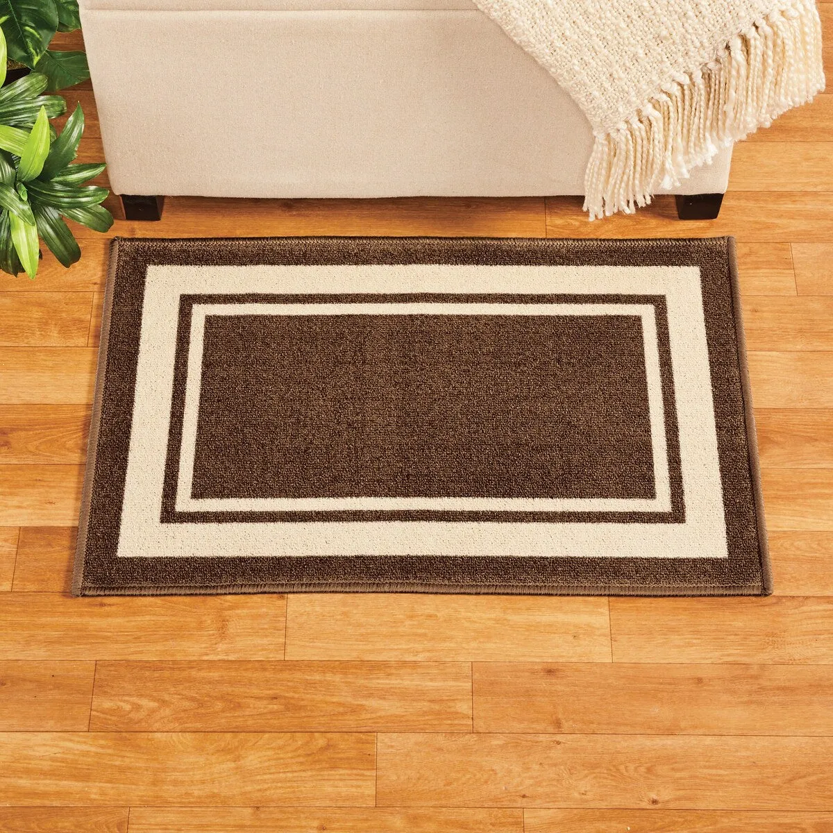 Classic Race Track Skid-Resistant Accent Runner Rugs