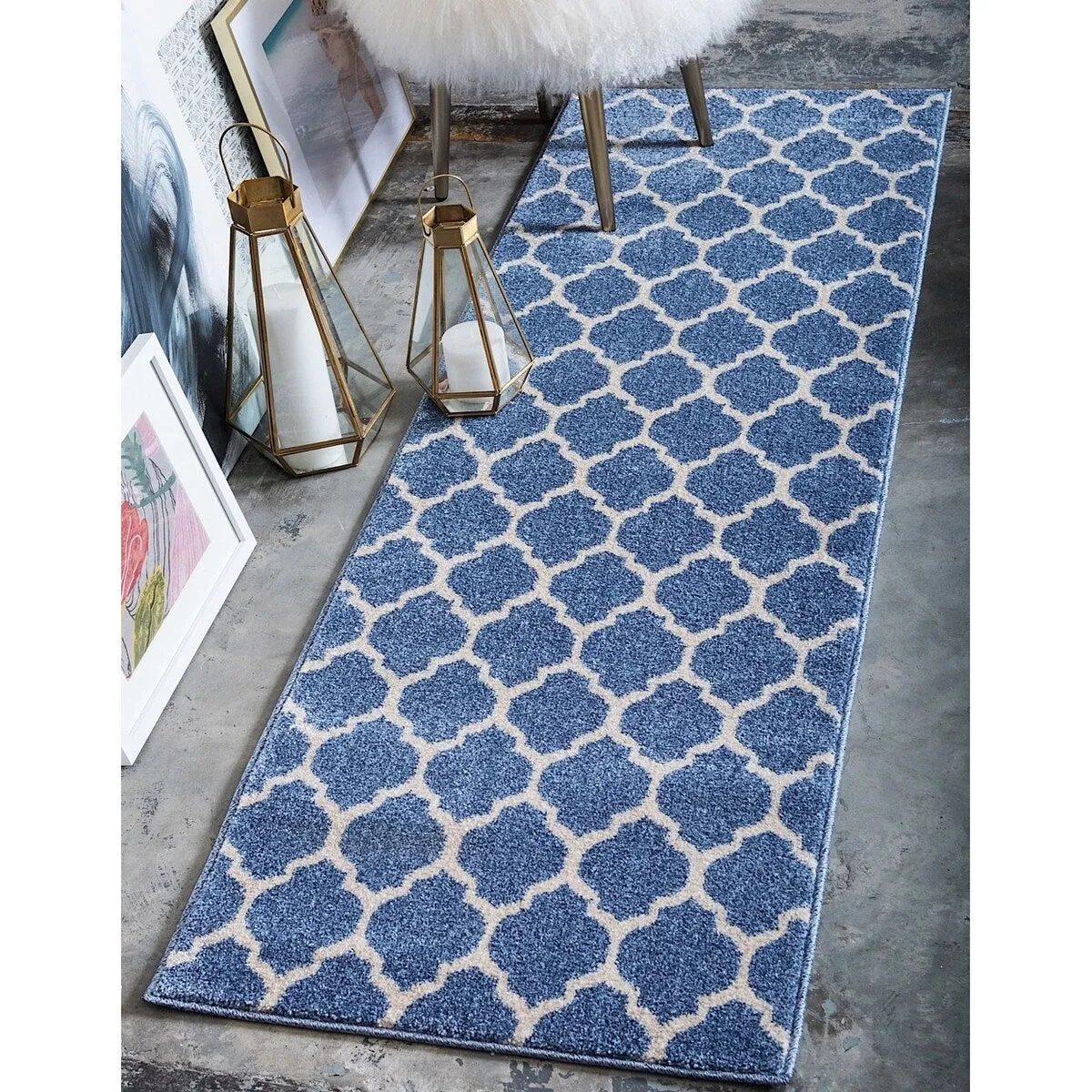 Contemporary Akiva Collection Area Rug