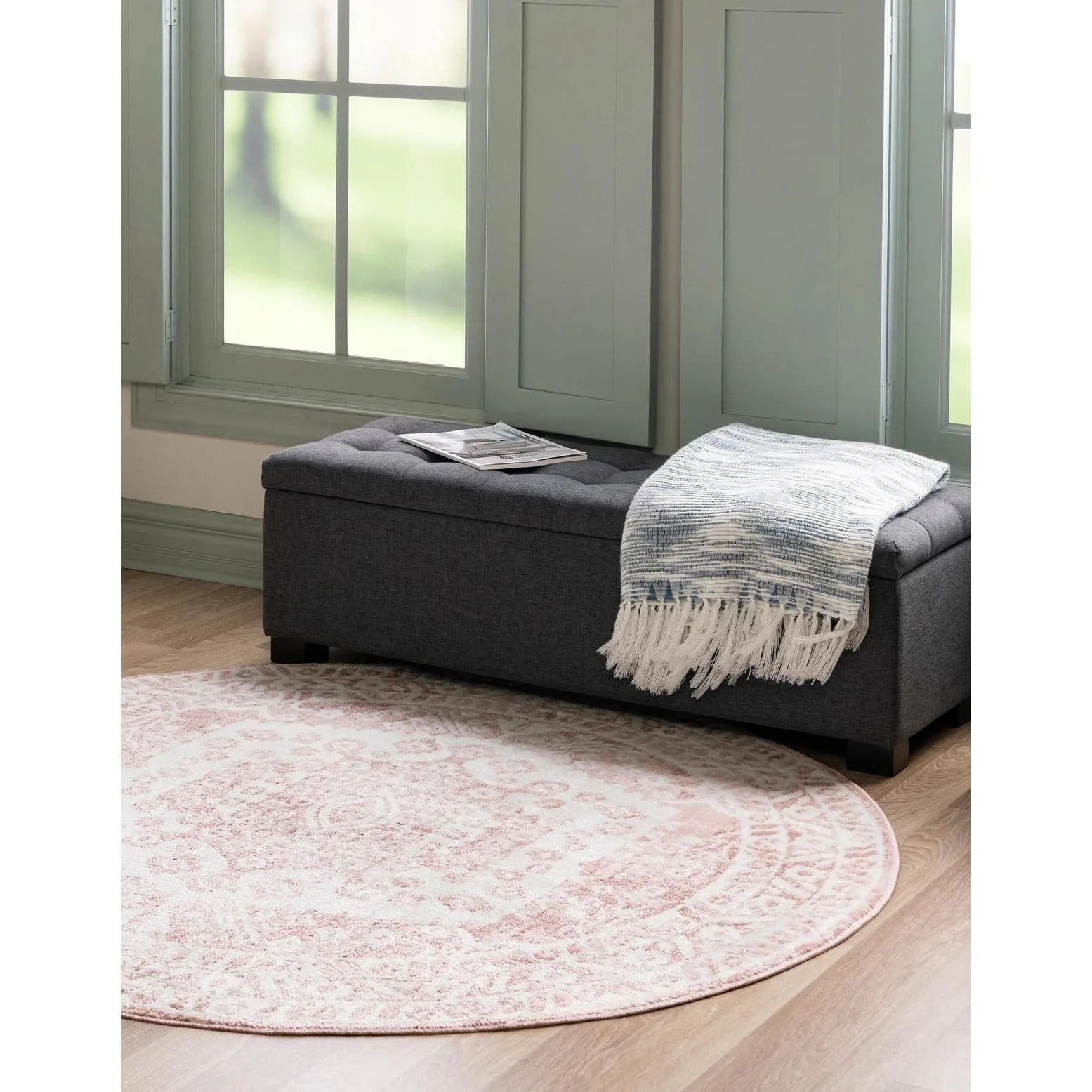 Contemporary Trabzon Collection Area Rug