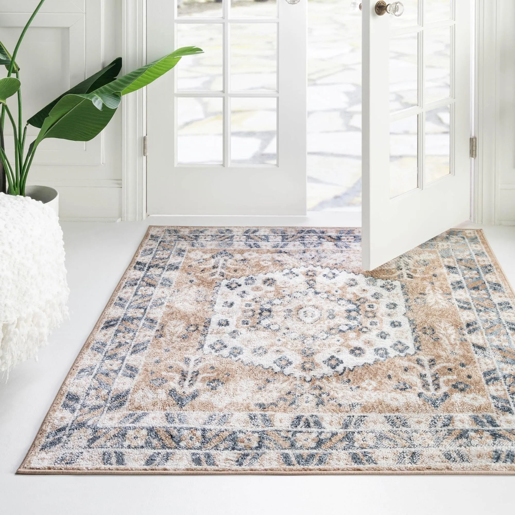 Contemporary Trabzon Collection Area Rug