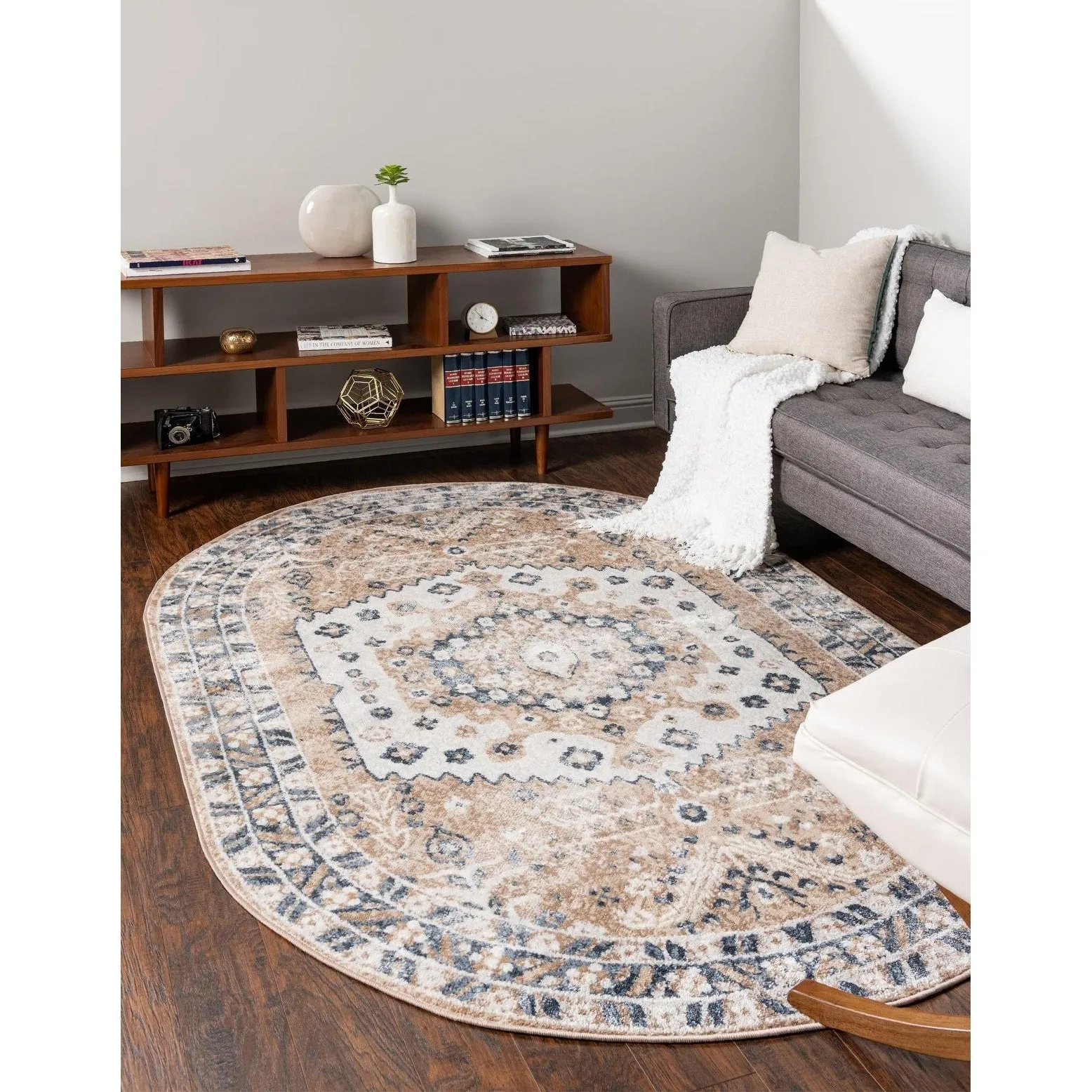 Contemporary Trabzon Collection Area Rug