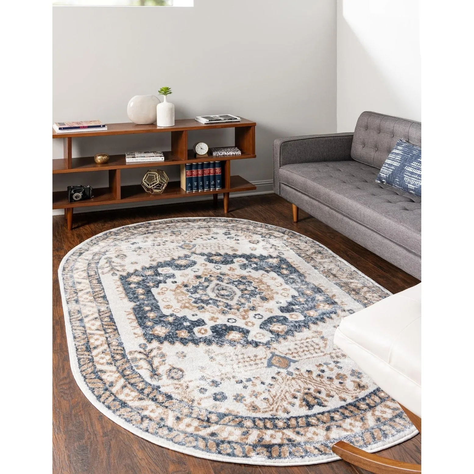 Contemporary Trabzon Collection Area Rug