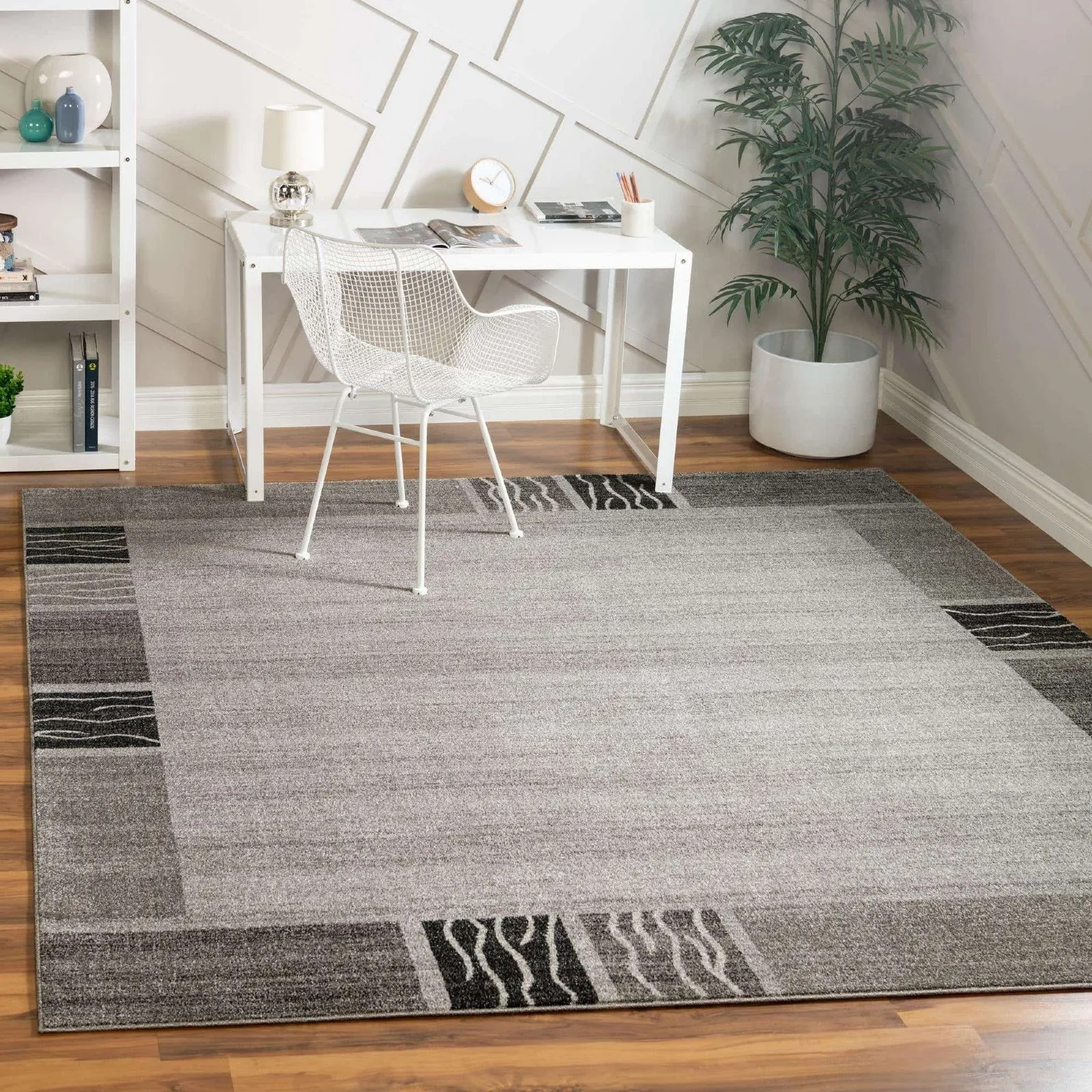 Contemporary Weby Collection Area Rug