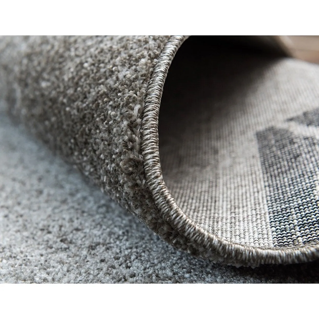Contemporary Weby Collection Area Rug