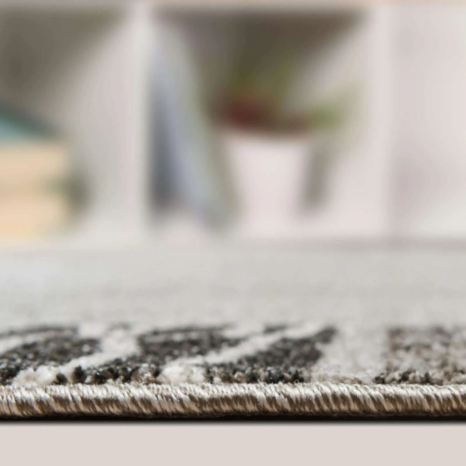 Contemporary Weby Collection Area Rug