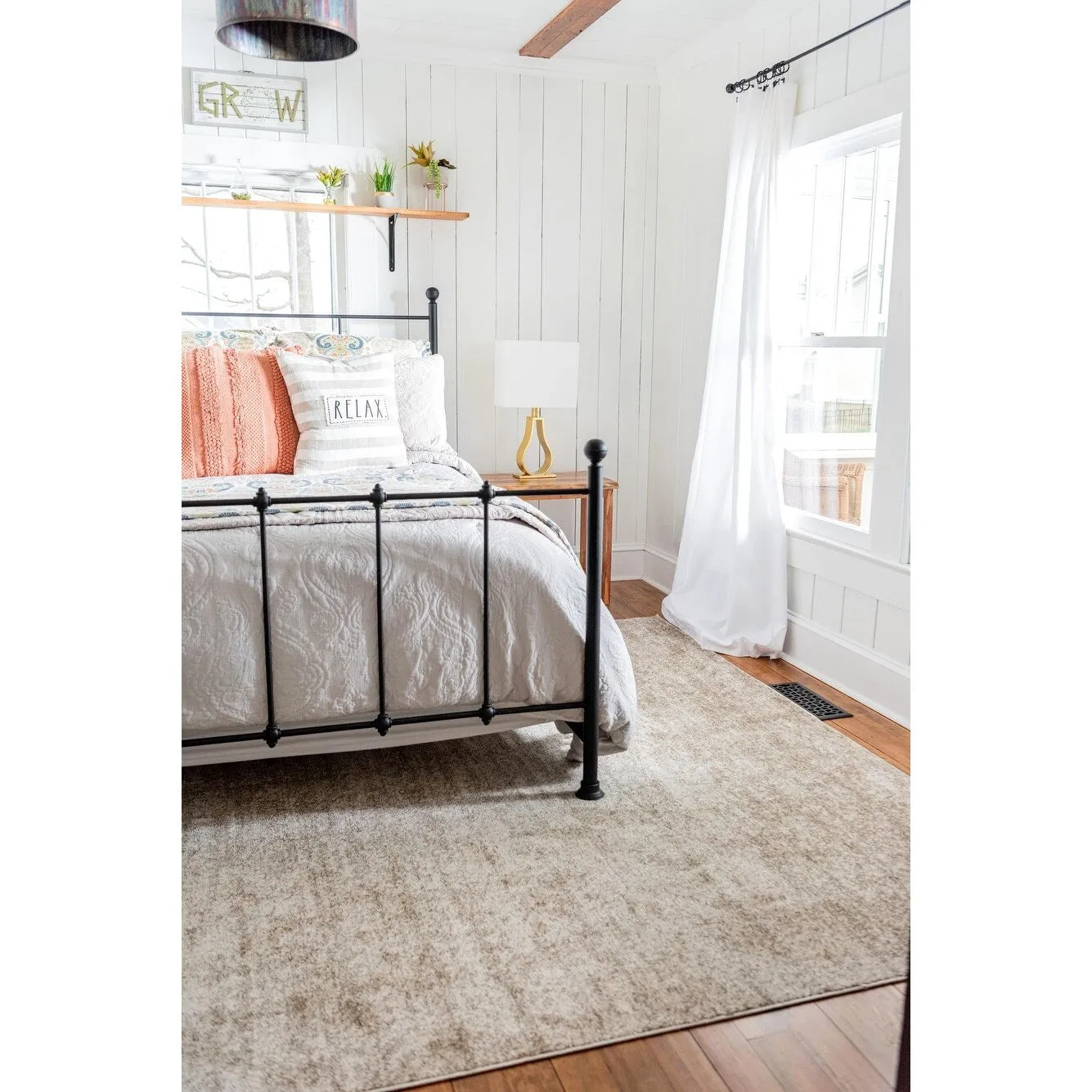Contemporary Weby Collection Area Rug