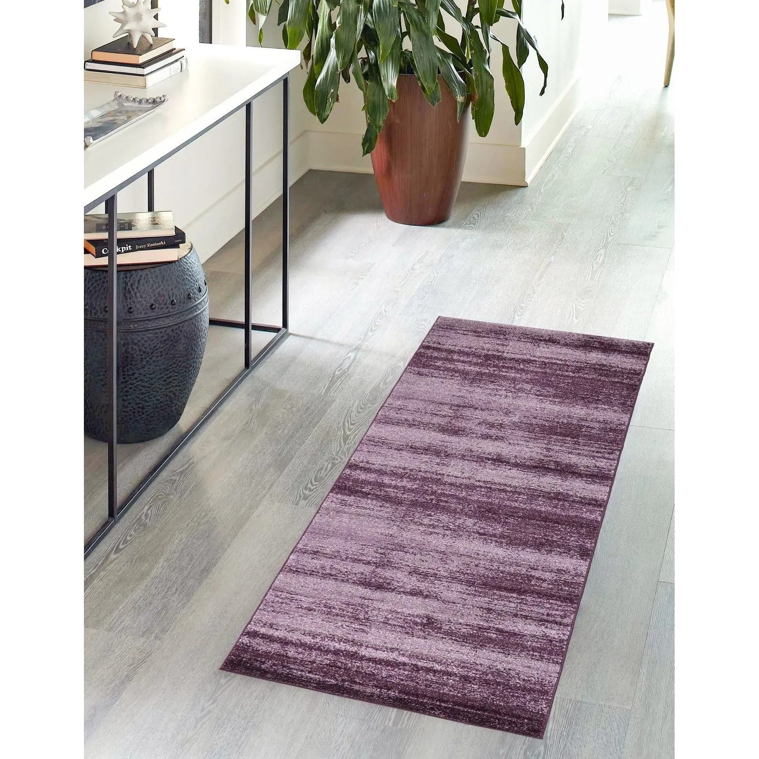 Contemporary Weby Collection Area Rug