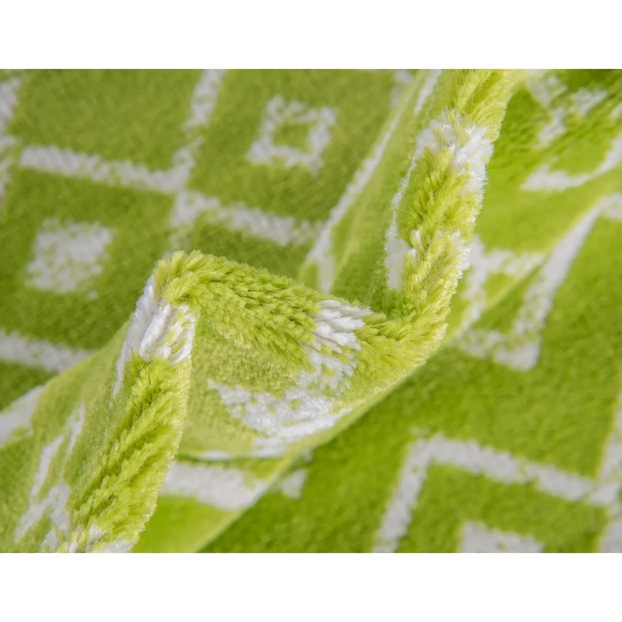 Contemporary Zala Collection Area Rug