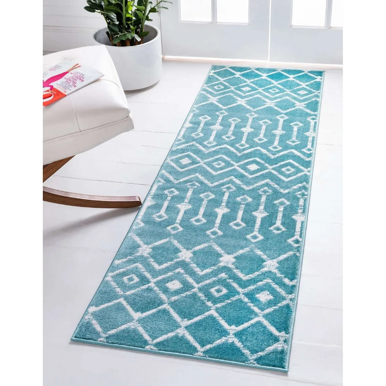 Contemporary Zala Collection Area Rug