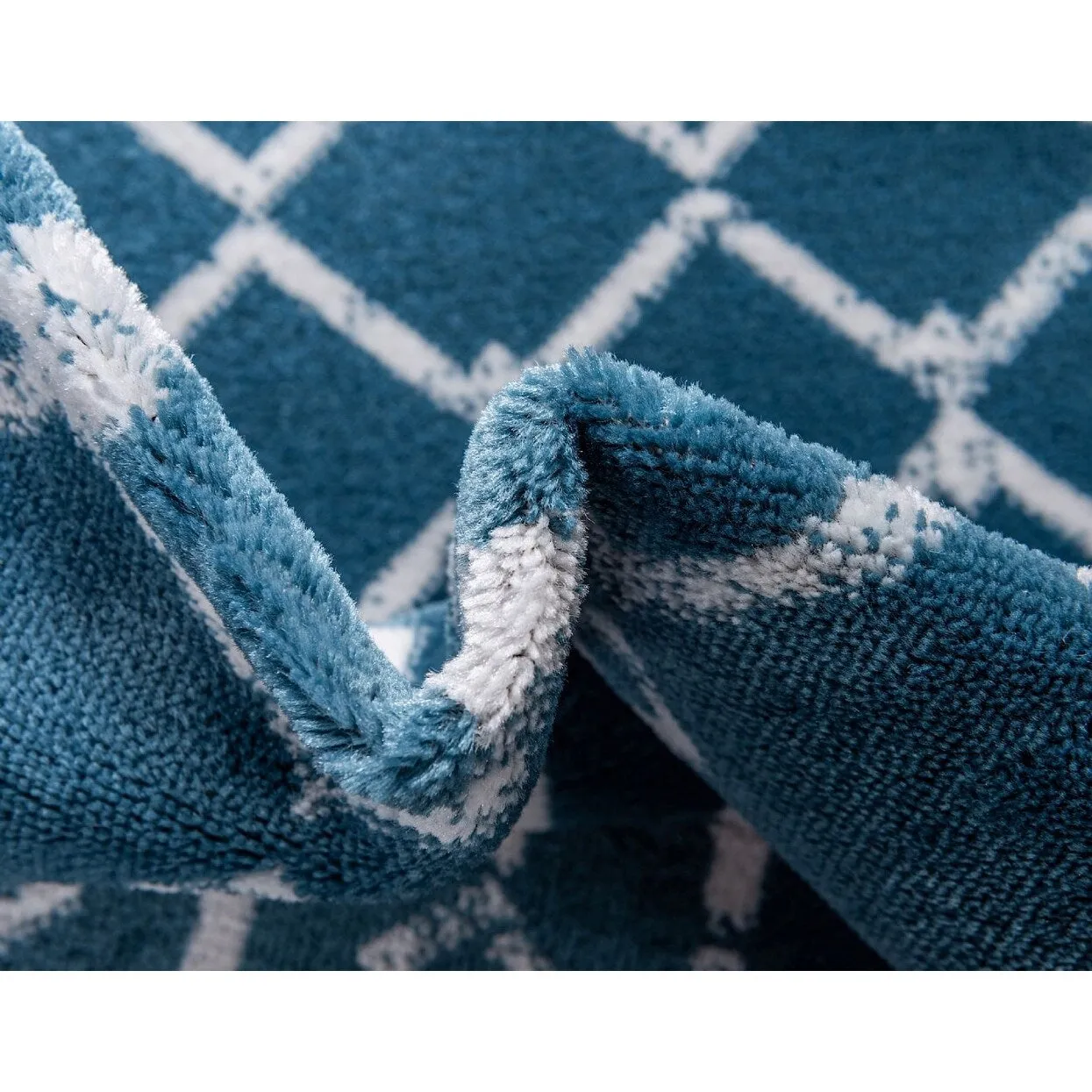 Contemporary Zala Collection Area Rug