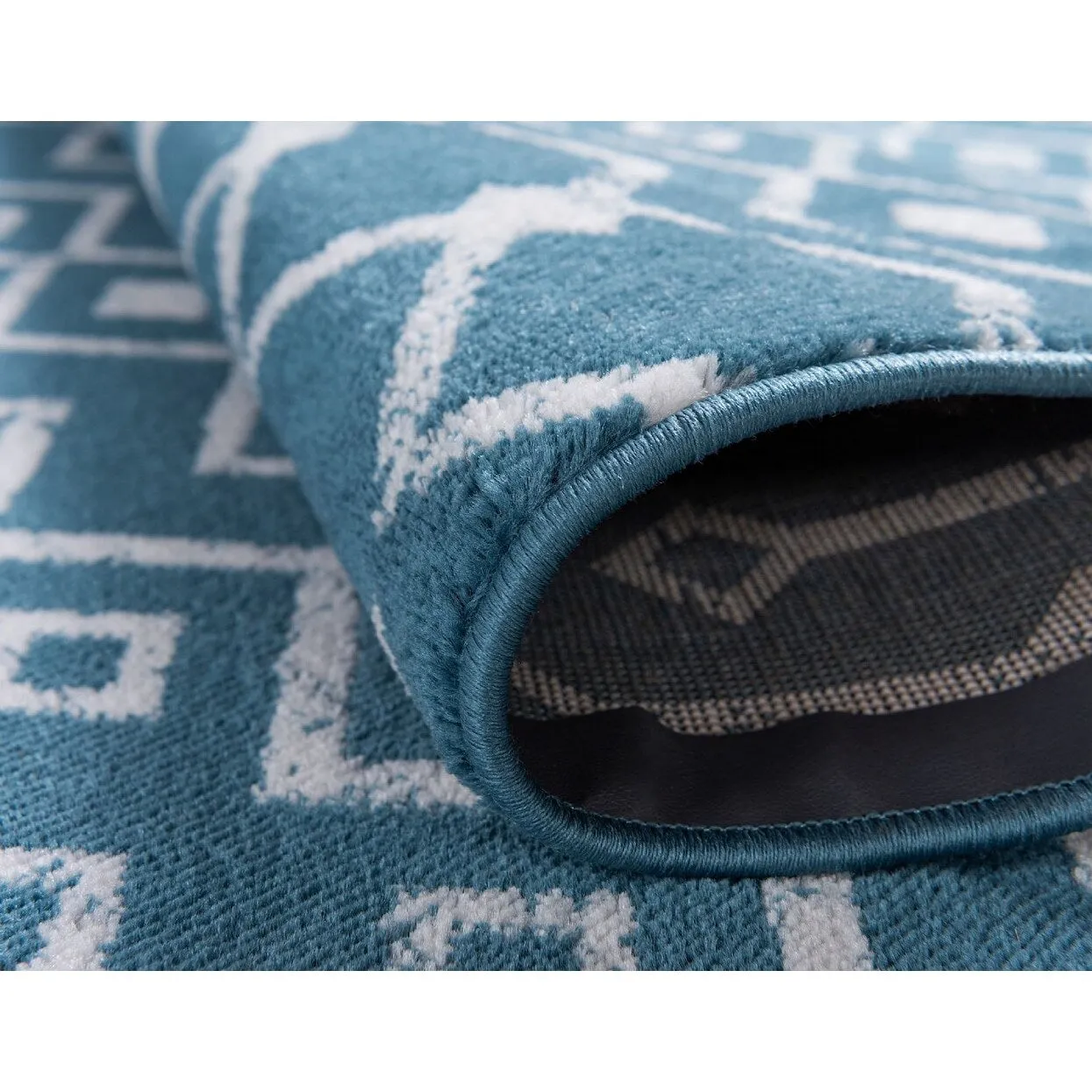 Contemporary Zala Collection Area Rug