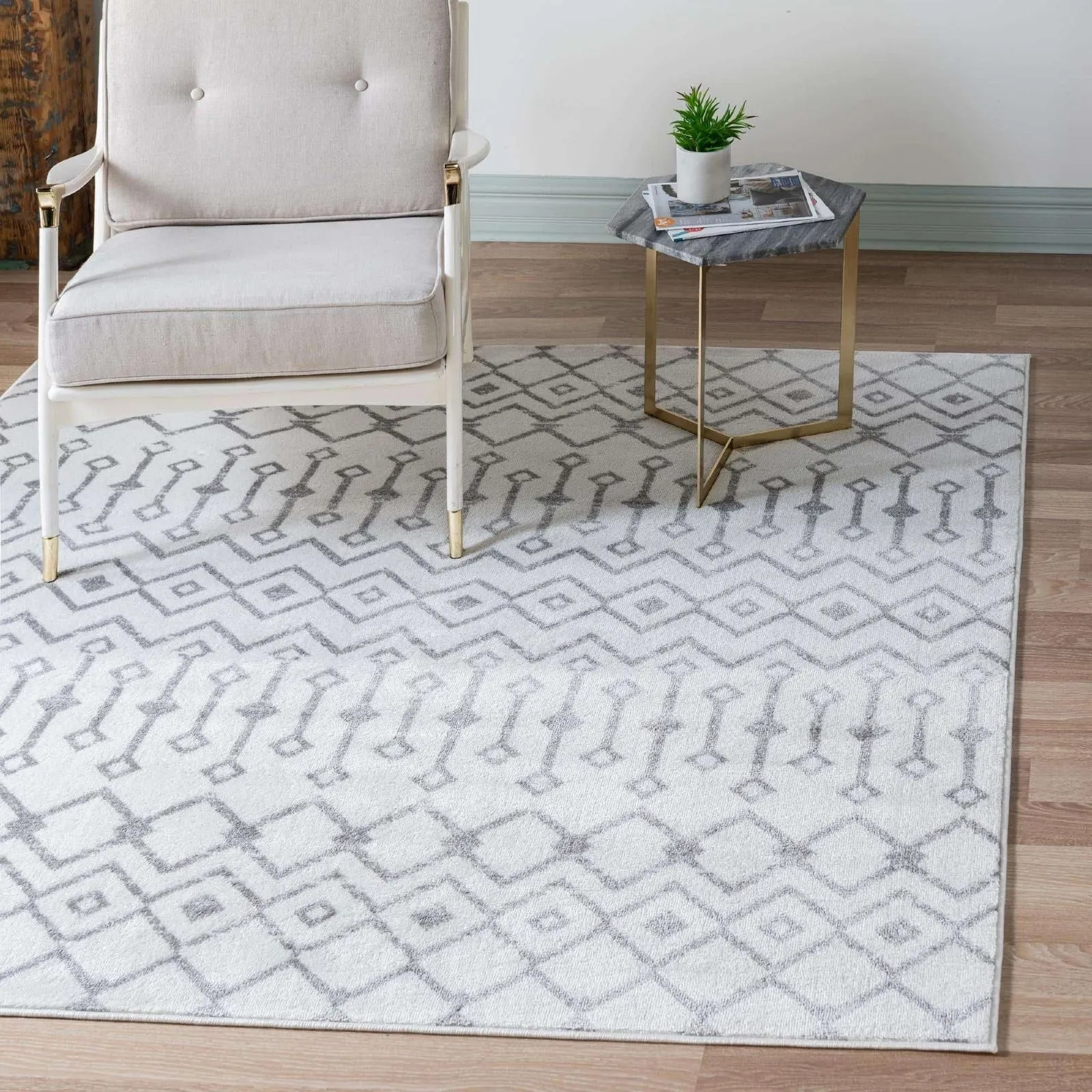 Contemporary Zala Collection Area Rug