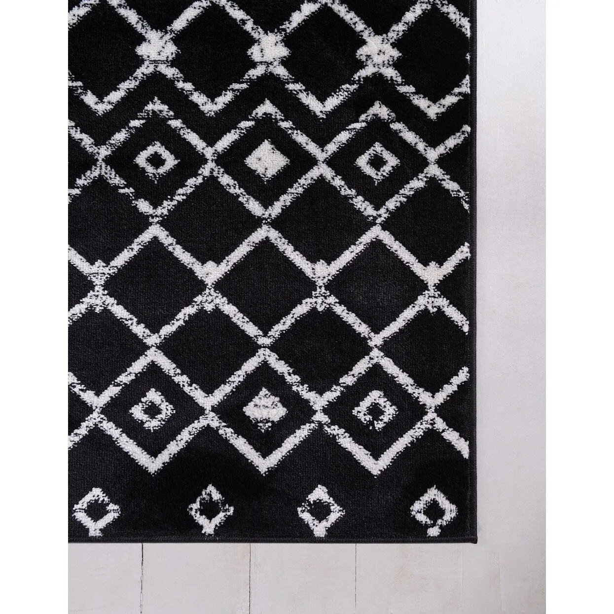 Contemporary Zala Collection Area Rug