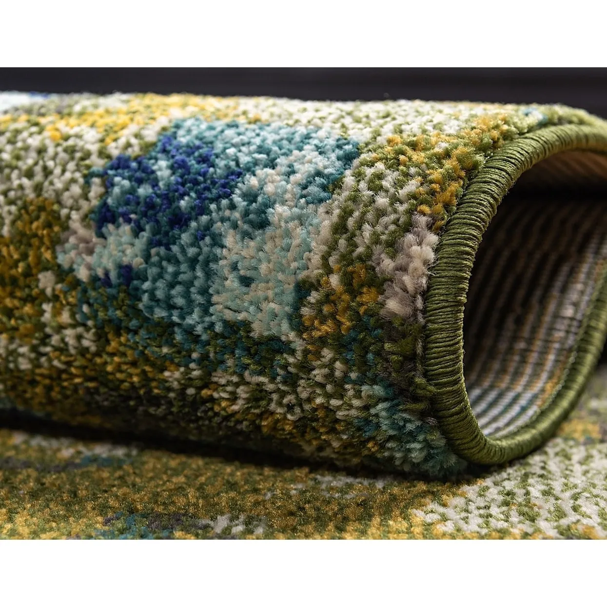 Contemporary Zhale Collection Area Rug
