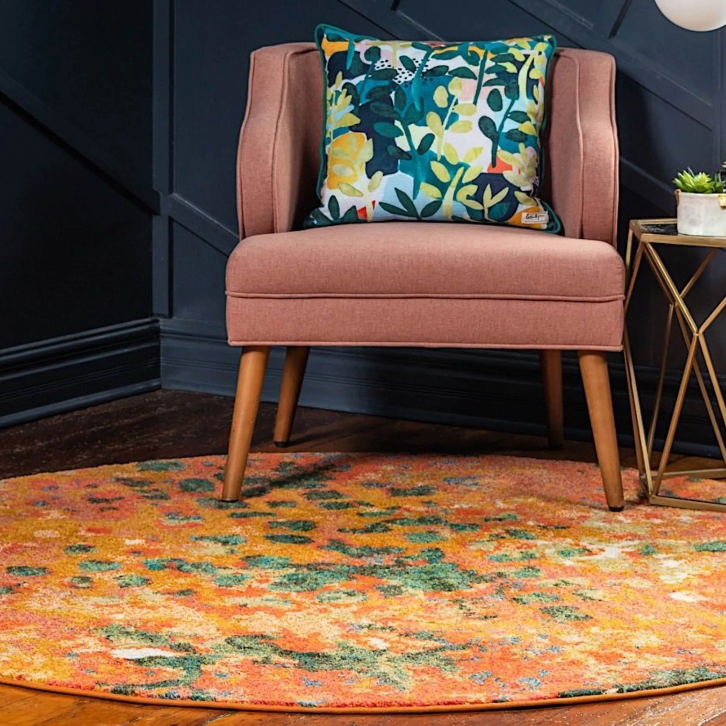 Contemporary Zhale Collection Area Rug