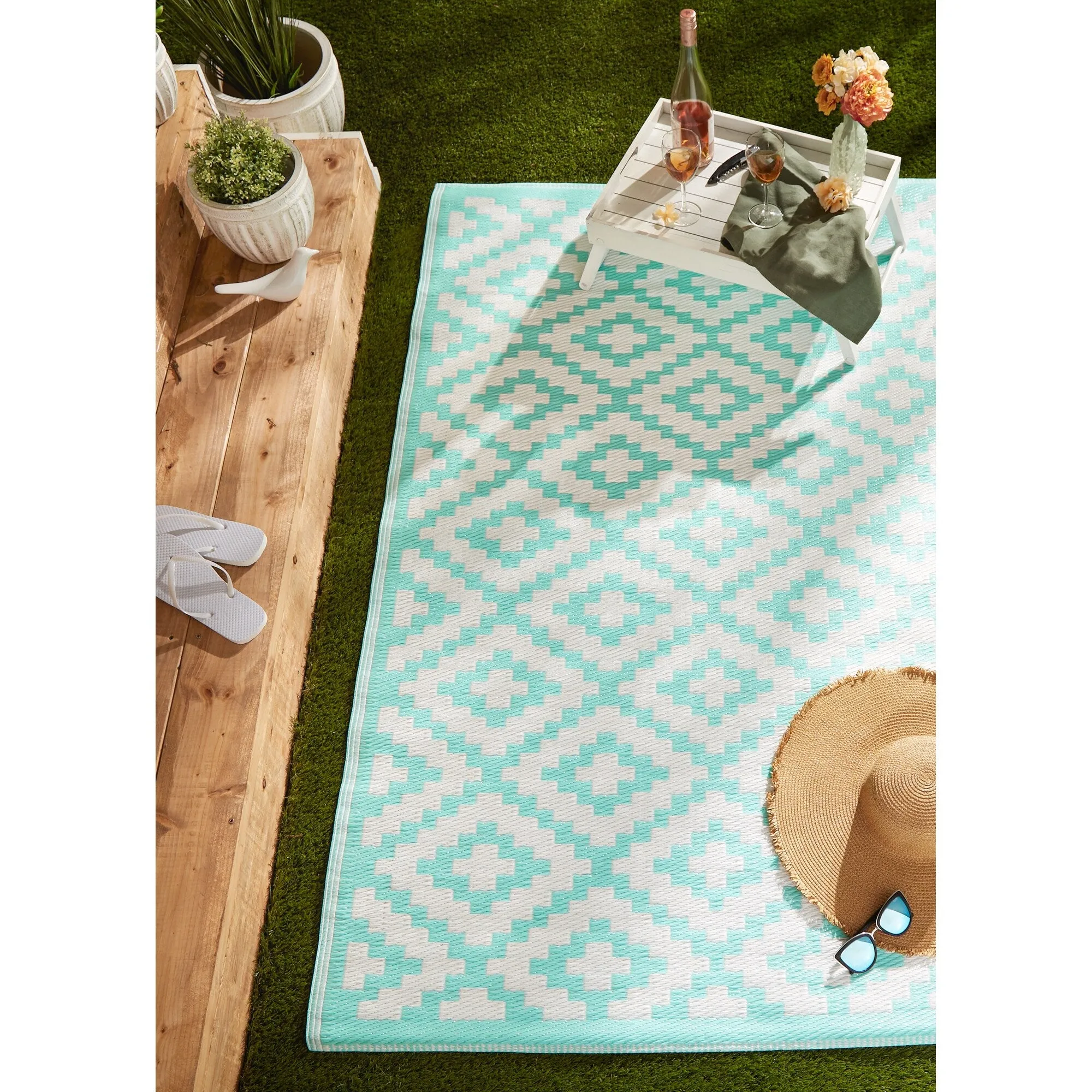 DII Black and White Mesa Outdoor Rug 4x6 Ft