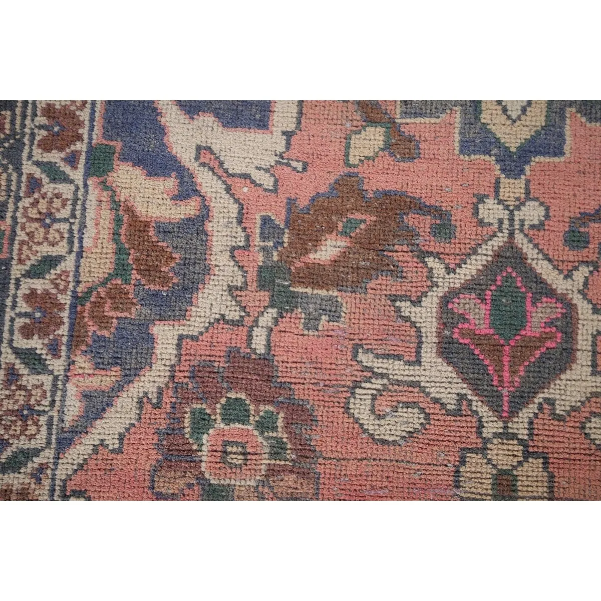 Distressed Pink Bakhtiari Antique Persian Rug Hand-Knotted Wool Carpet - 4'1 x 7'7